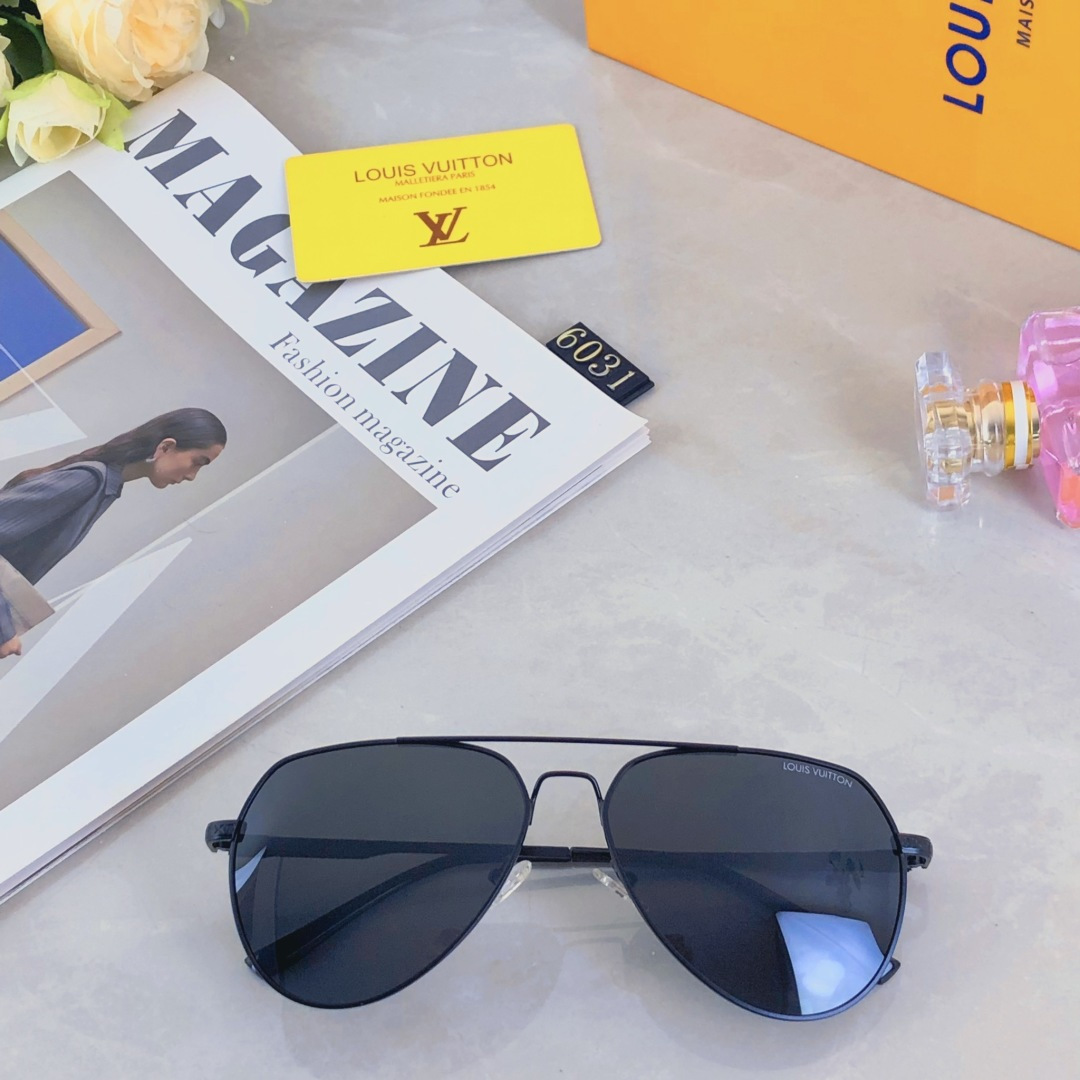 High quality temperament sunscreen sunglasses 3 pcs add : 18030258501 if you need size guide