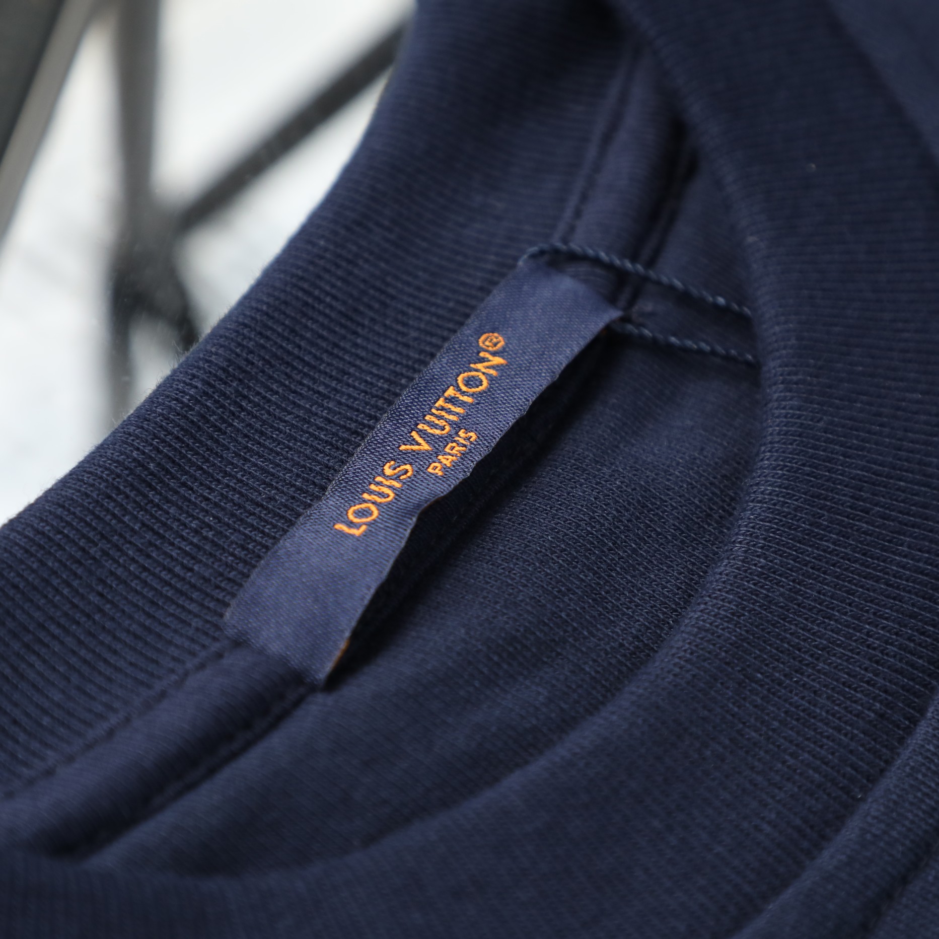 High quality fashion embroidered graffiti hoodie 1 pls add : 18859952090 if you need size guide