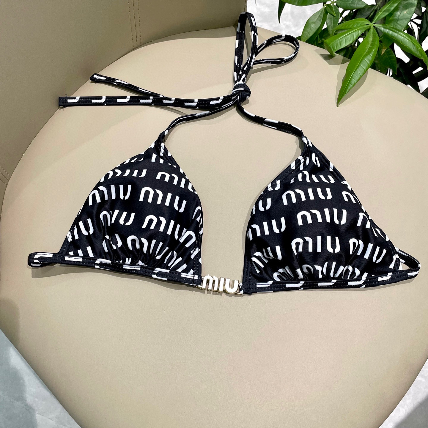 High quality bikini set 2pls add : 18030258501 if you need size guide