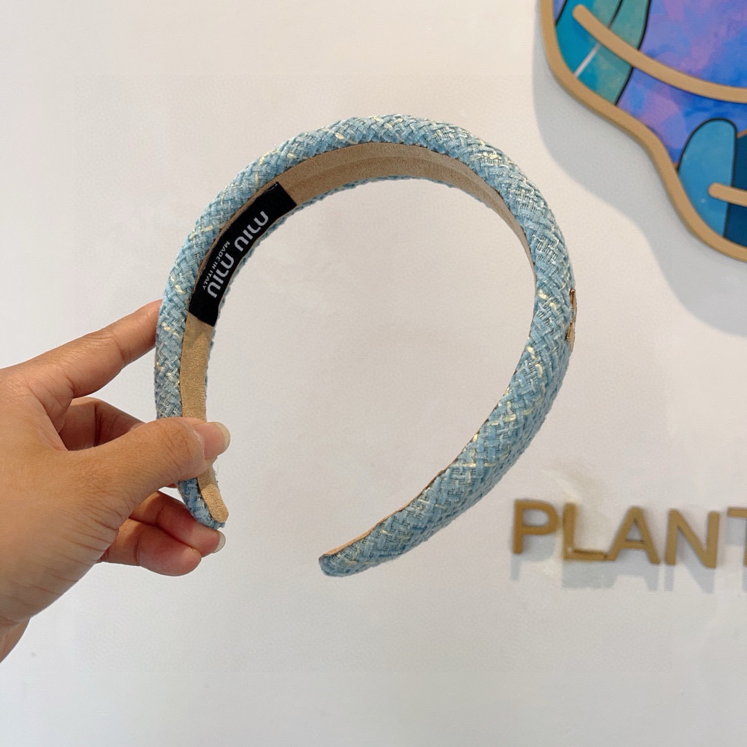 High quality patent leather hair bands, please add : 18030258501 if you need size guide