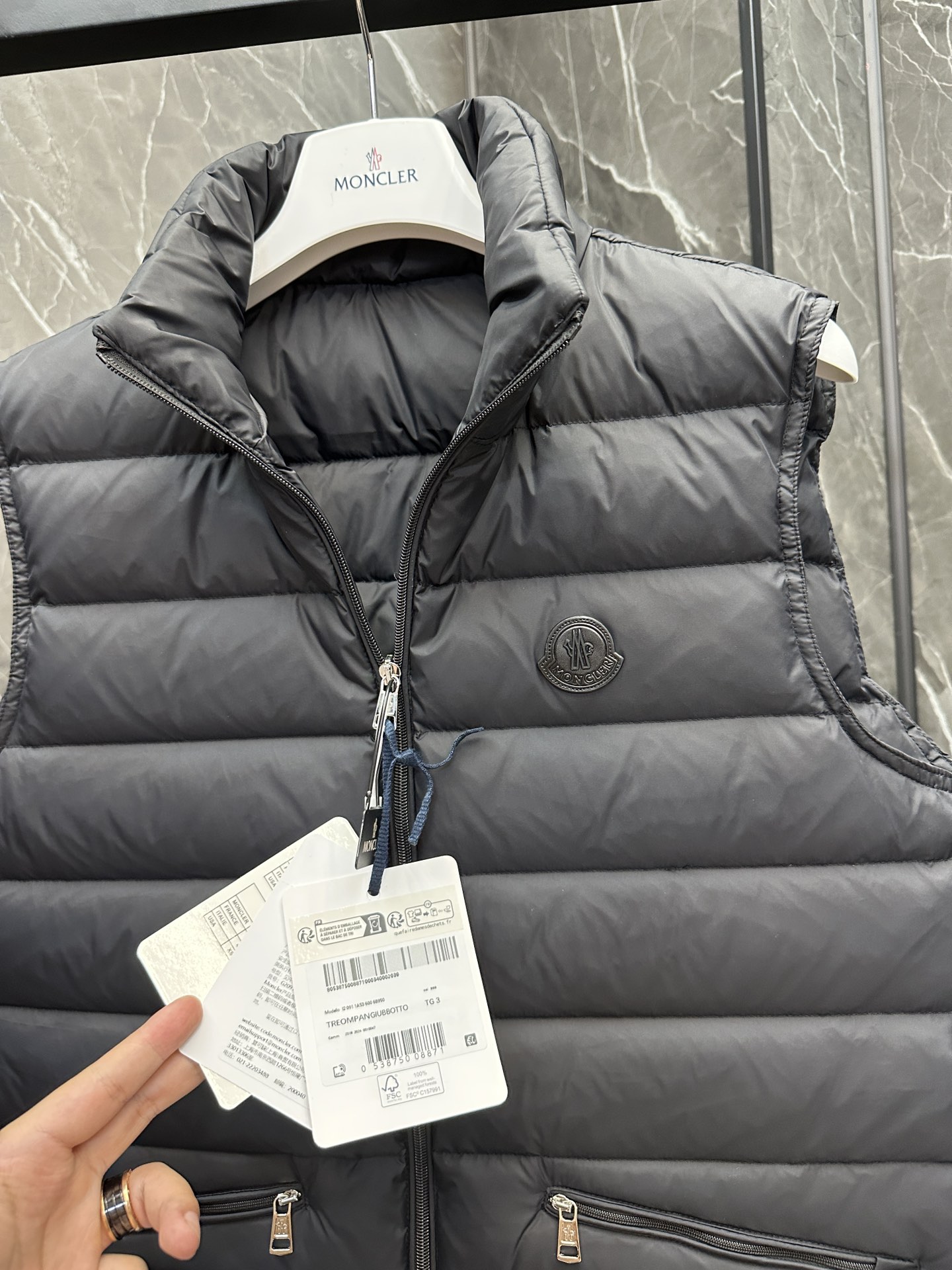 OWN - Casual vest 1