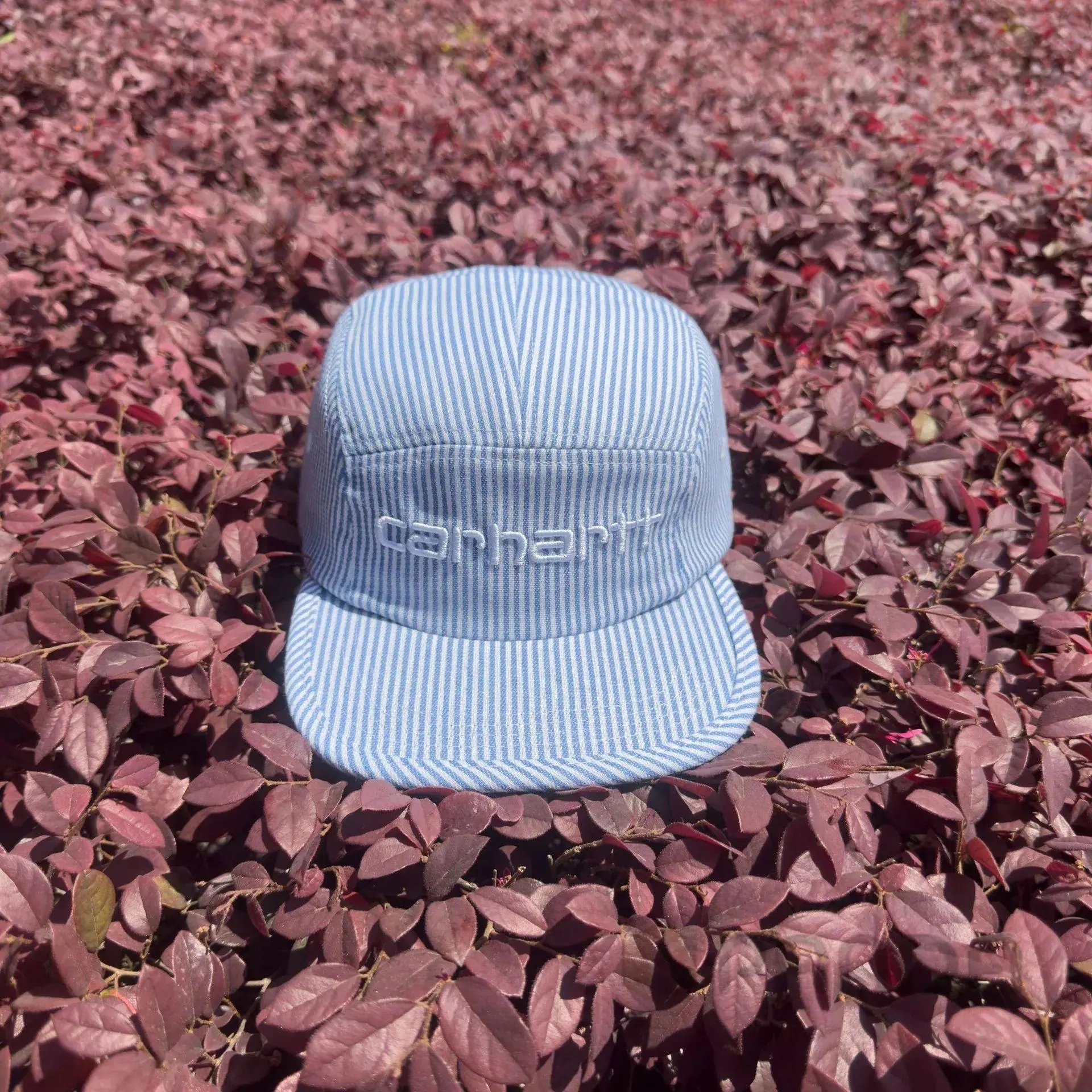High quality striped grid duckbill cap pls add : 18859952090 if you need size guide