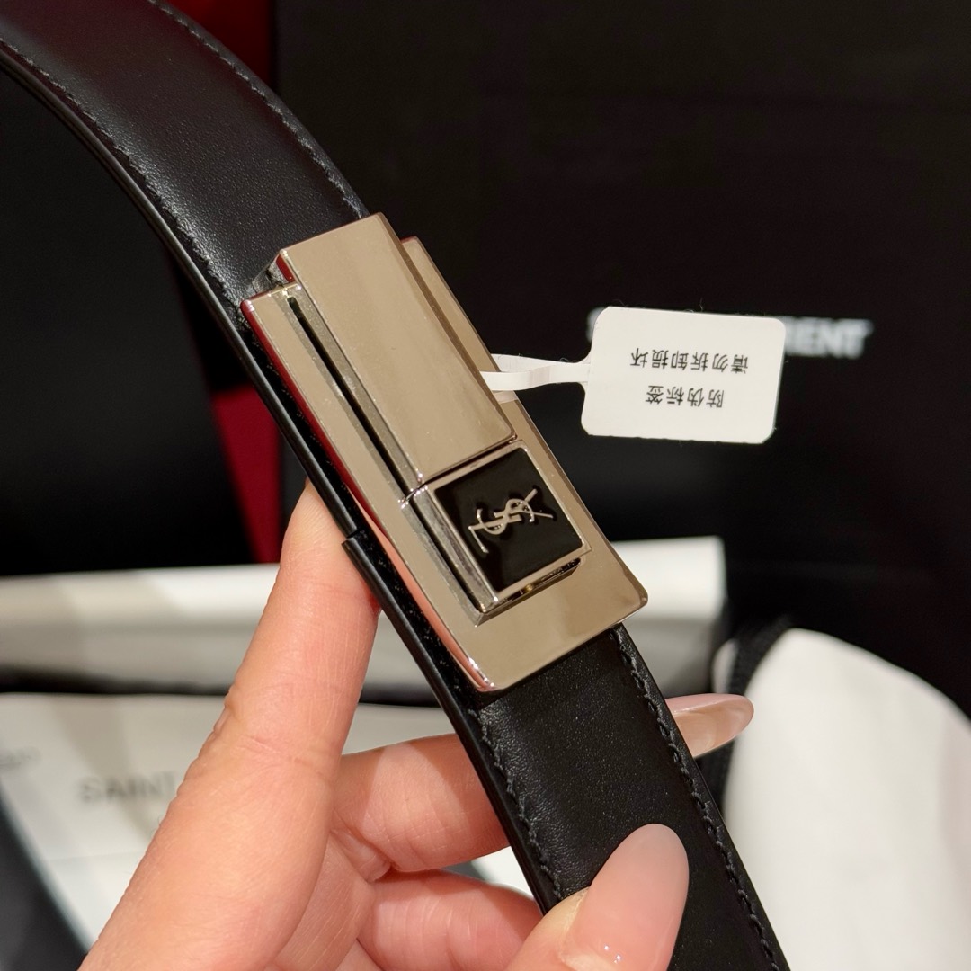 High quality, simple and refined women's waist belt 2 pcs add : 18030258501 if you need size guide