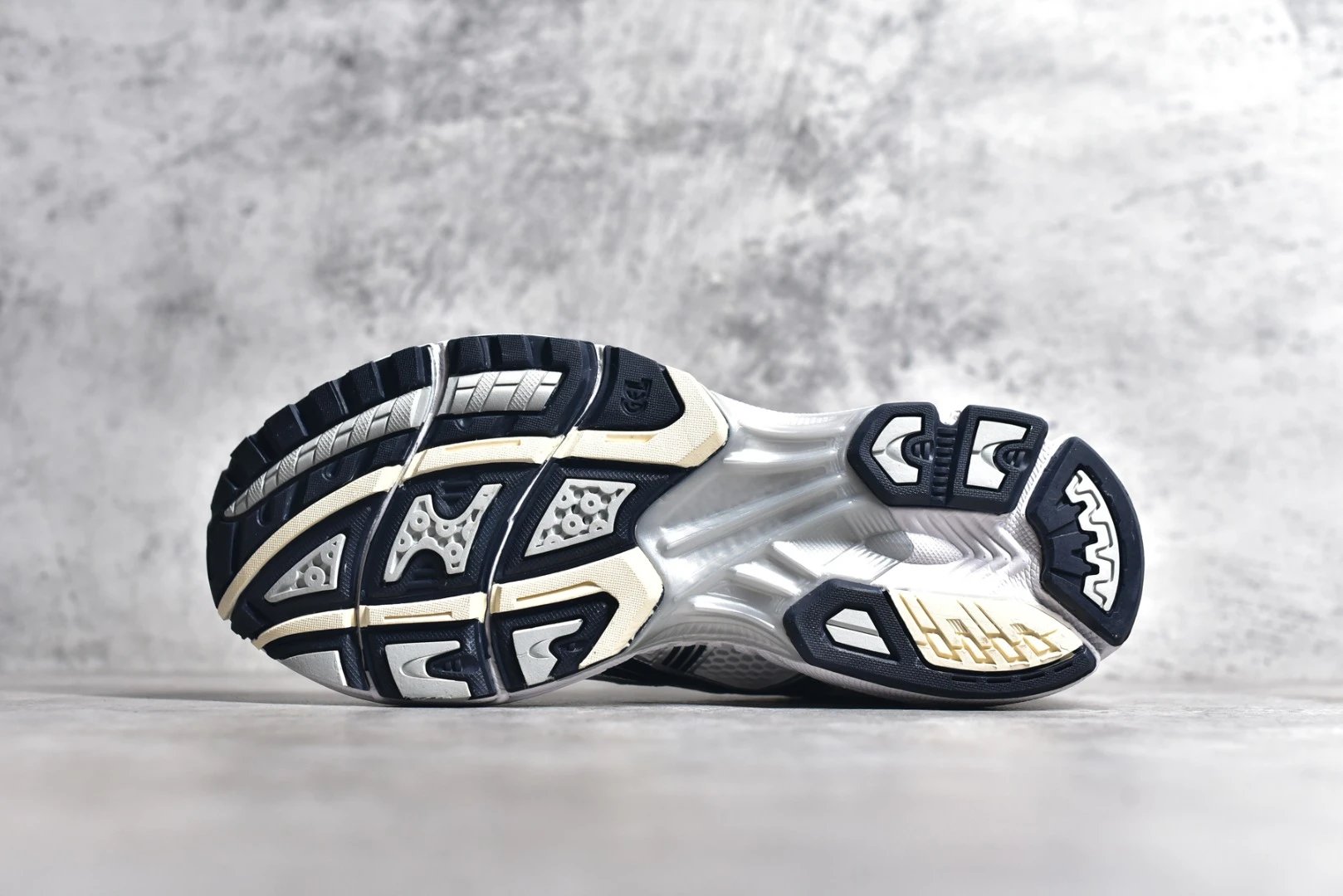Freps - High Quality Shoes 004