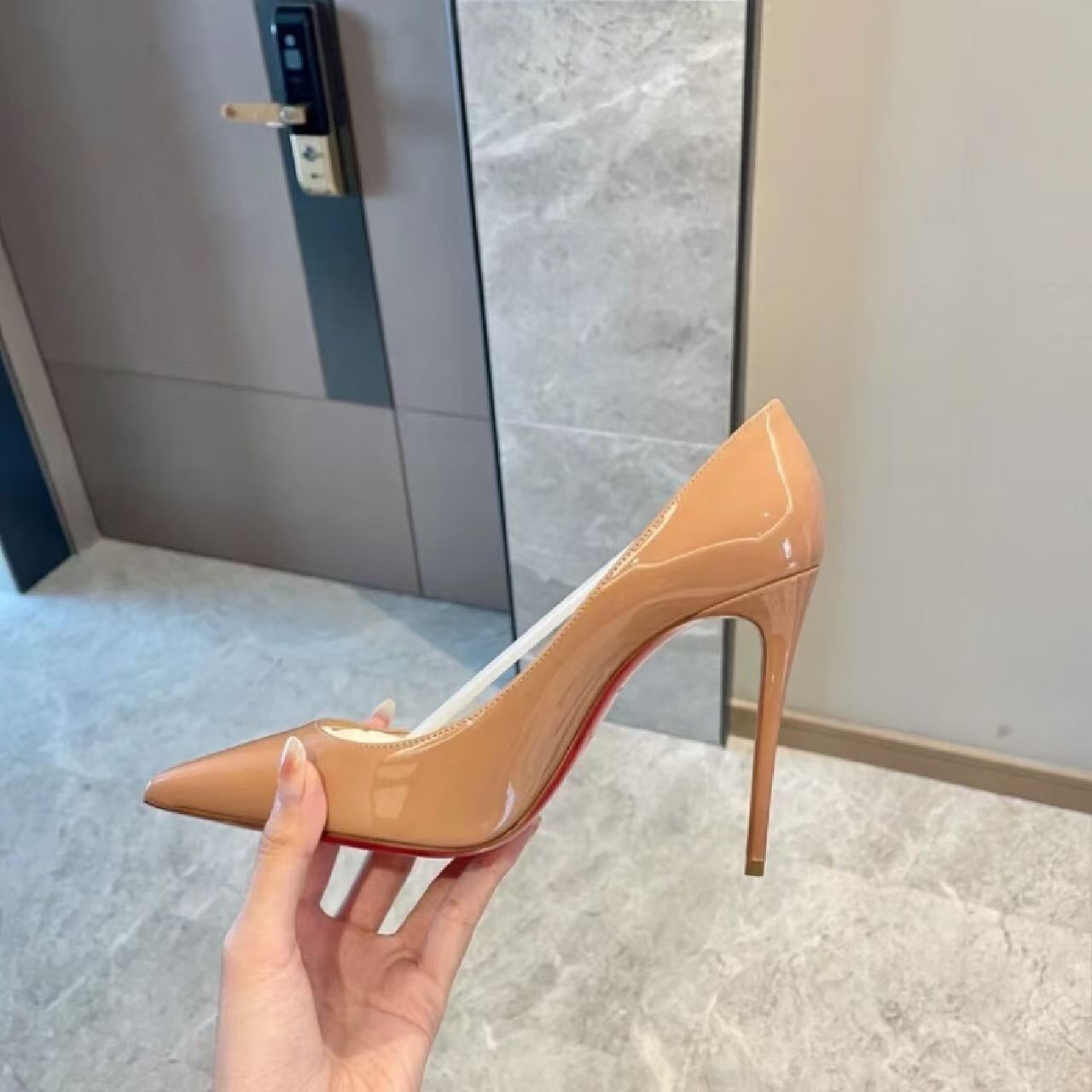 High quality red soled high heels, please add : 18030258501 if you need size guidance