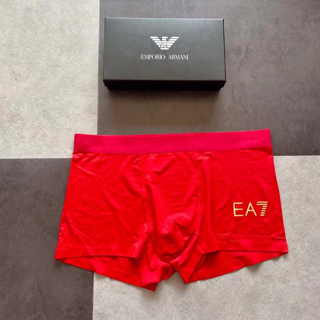 High quality men's underwear in a box of three, available in any color