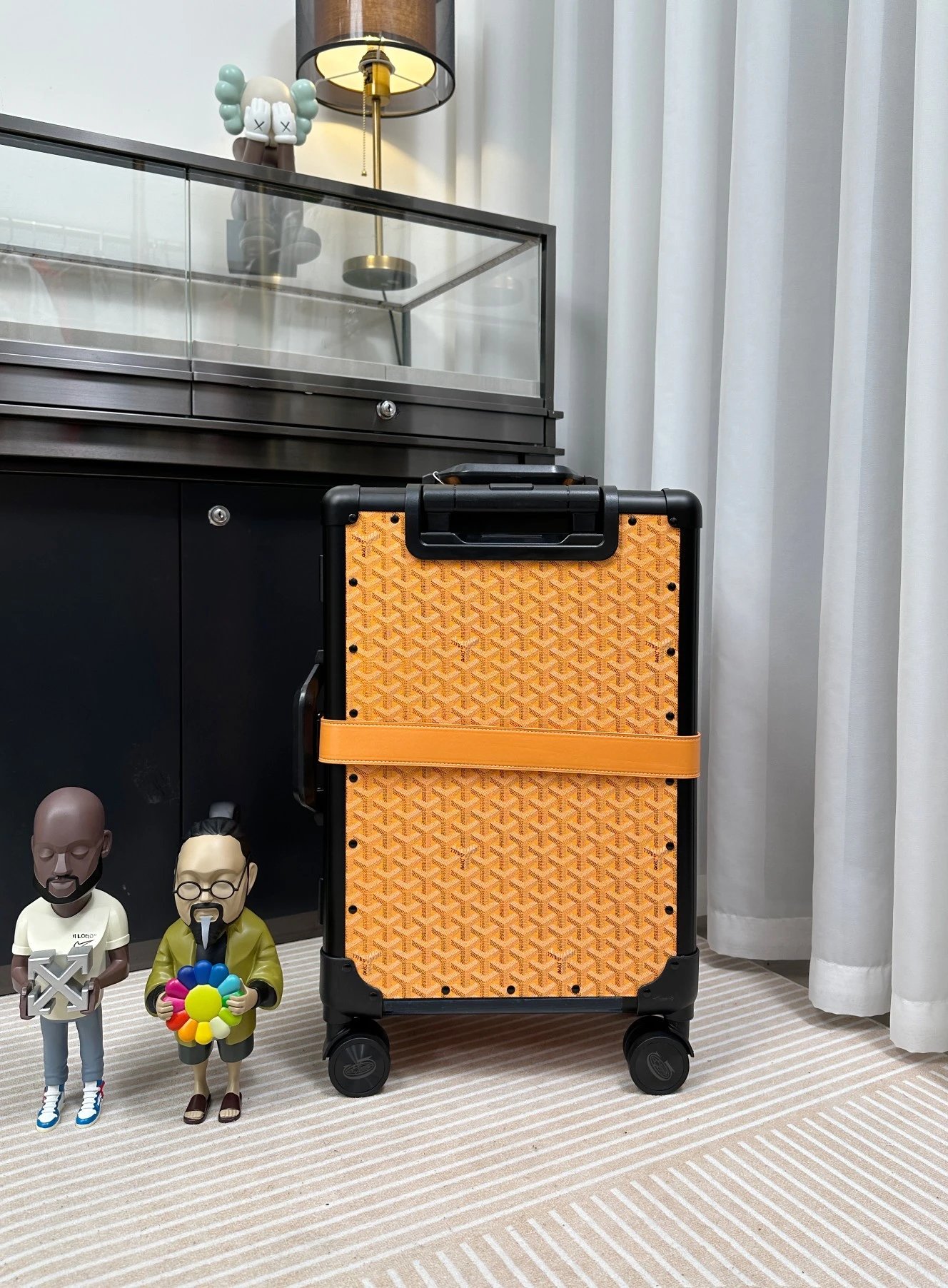 High quality retro password box, universal wheel travel case
