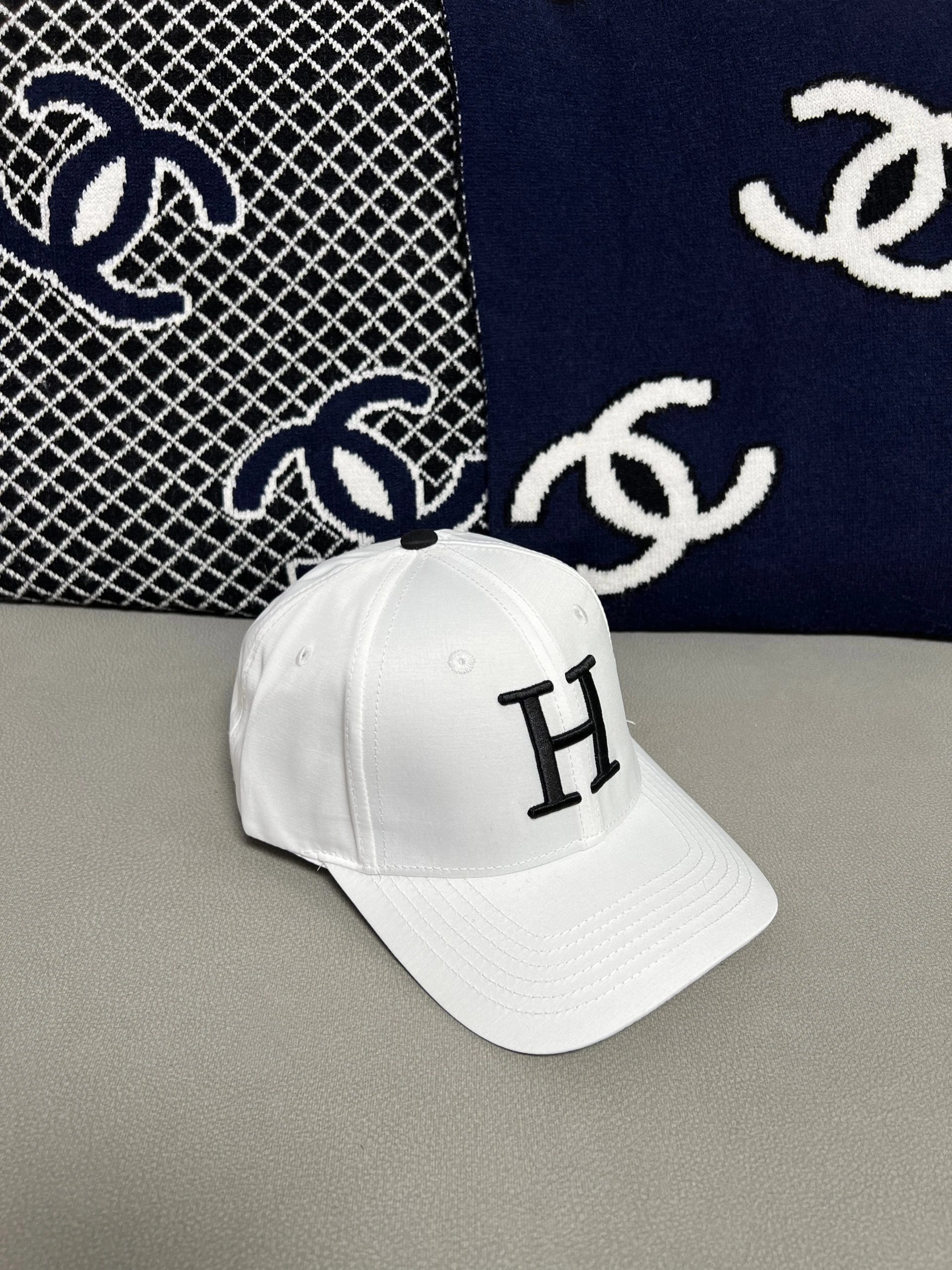 High quality versatile casual hat 002