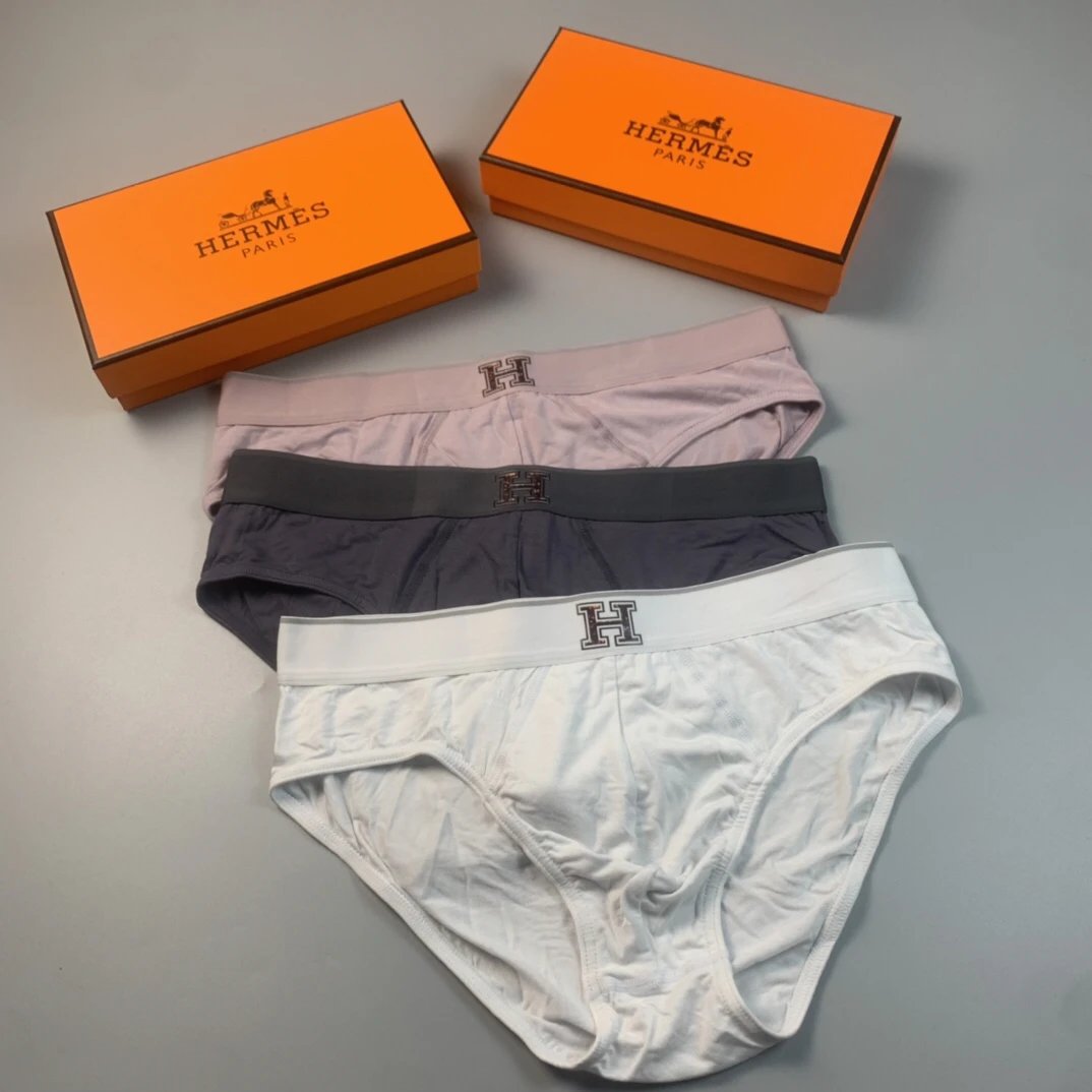 High quality men's underwear in a box of three, with a color selection of 12