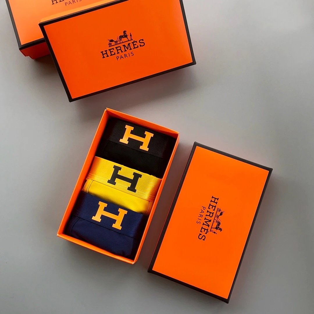 High quality men's underwear in a box of three, with a color selection of 12