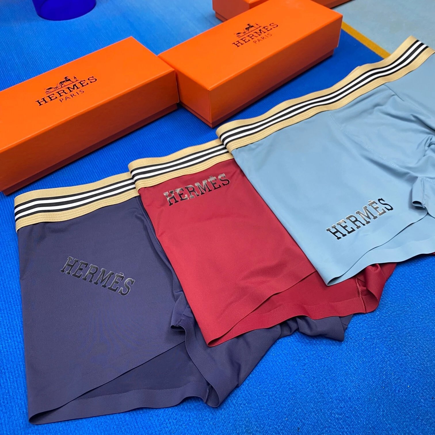 High quality men's underwear in a box of three, with a color selection of 12