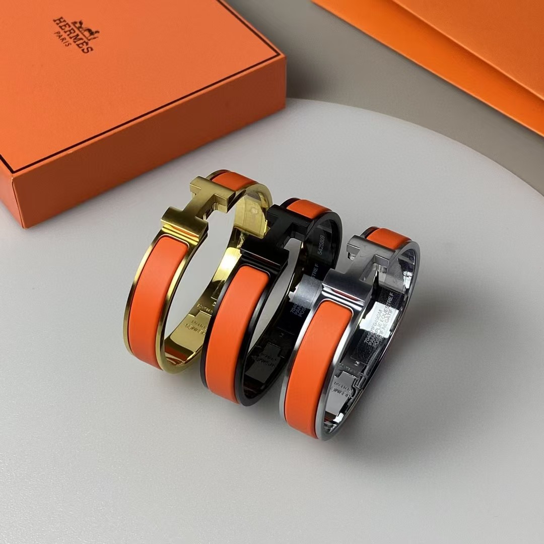 High quality enamel bracelet