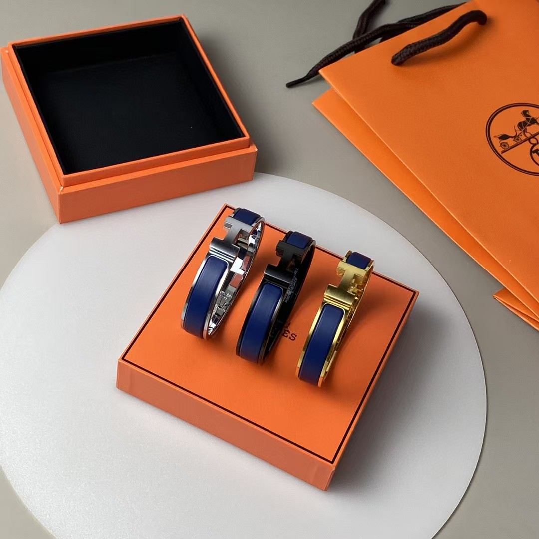 High quality enamel bracelet