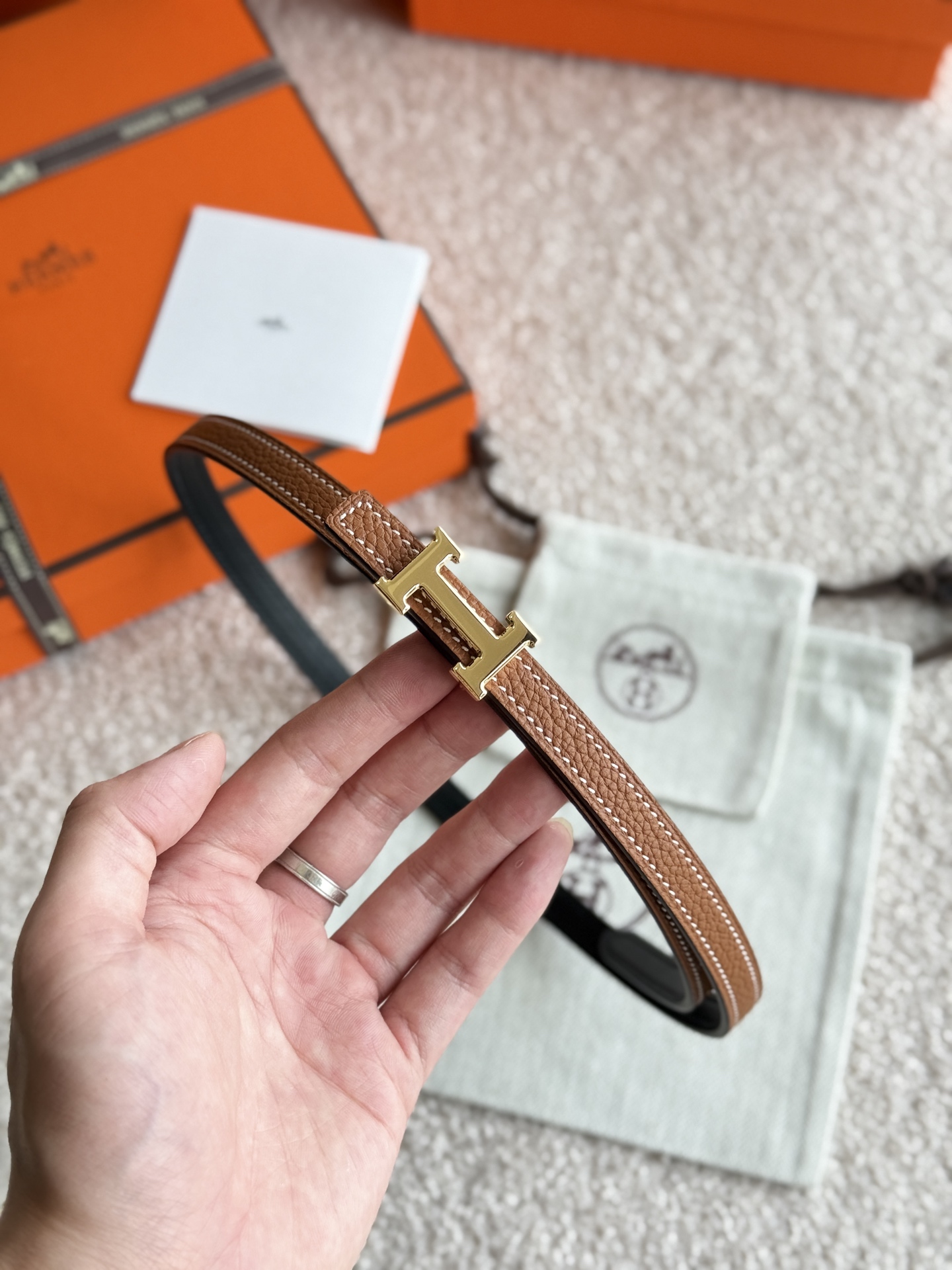 High quality, simple and refined women's waist belt 3 pcs add : 18859952090 if you need size guide