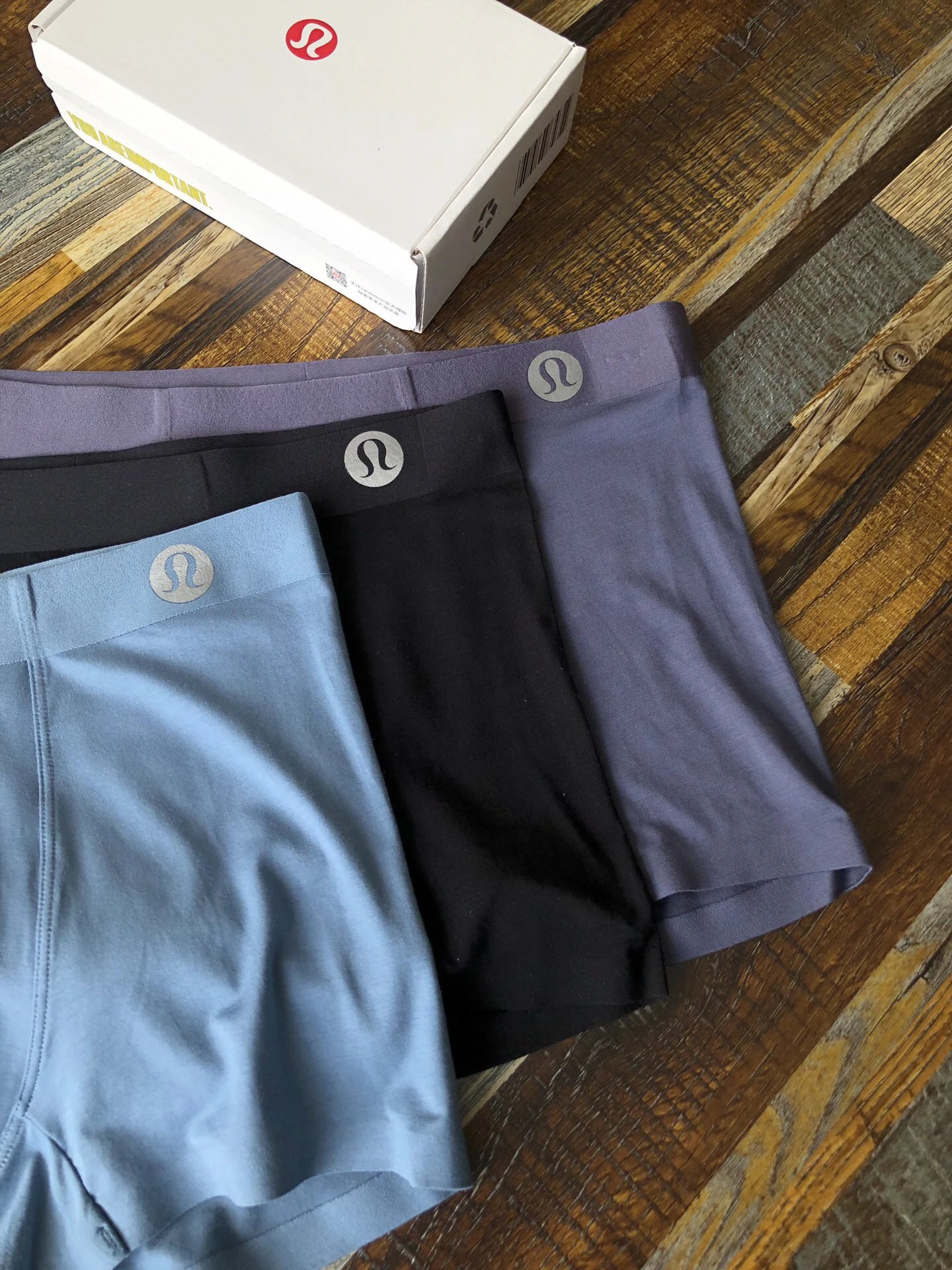 High quality men's underwear in a box of three, available in any color