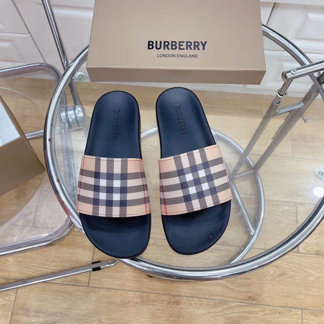 High quality casual slippers