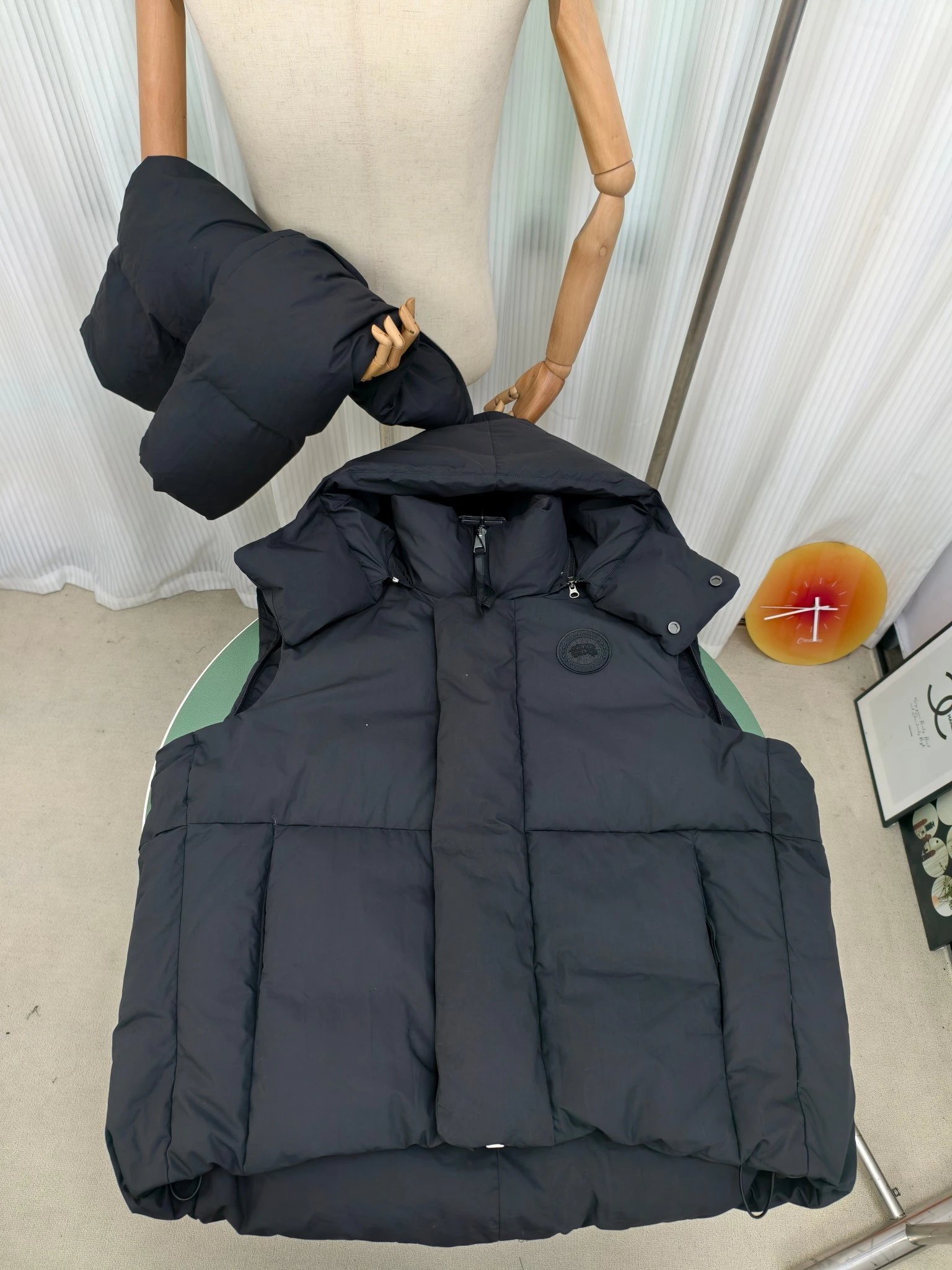 Autumn and winter hooded down jacket
