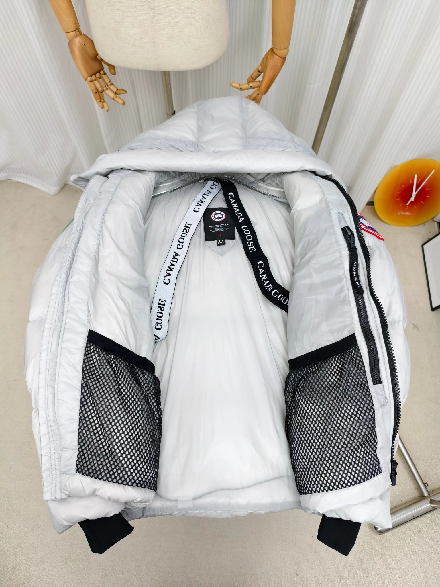 Winter casual glossy down jacket