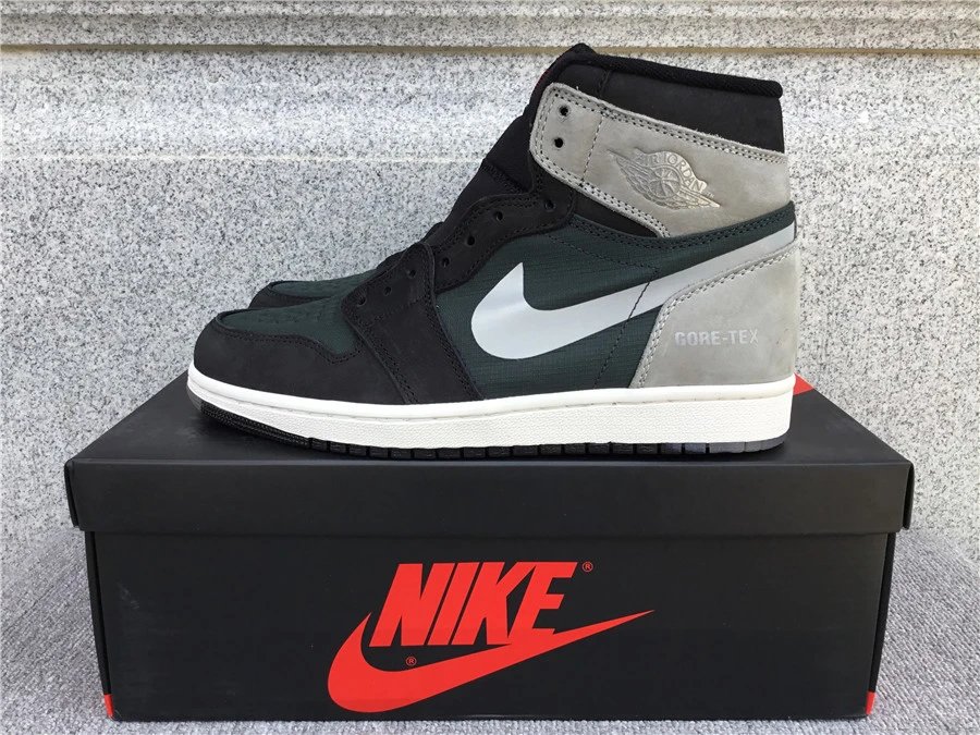 High top casual shoes 001