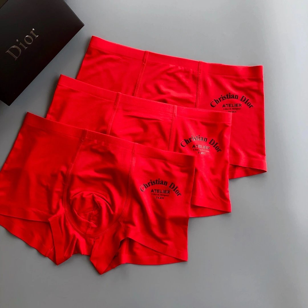 High quality men's underwear in a box of three, with a color selection of 22