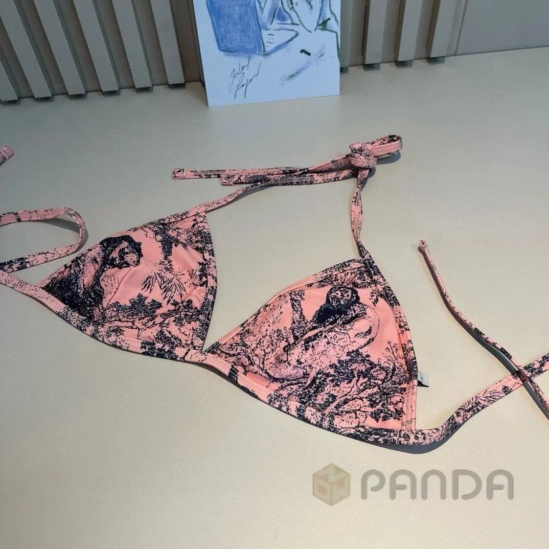 High quality classic bikini set pls add : 18030258501 if you need size guide