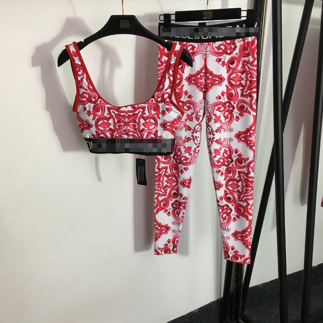 High quality sports high waist and hip lifting yoga pants set, please add : 18859952090 if you need size guide