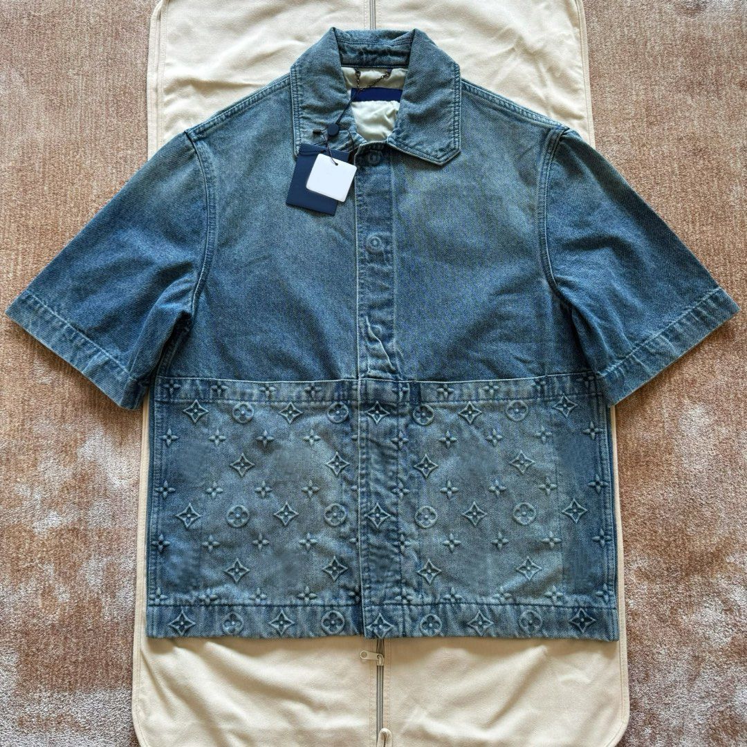 High quality denim shirt set, please add : 18030258501 if you need size guide