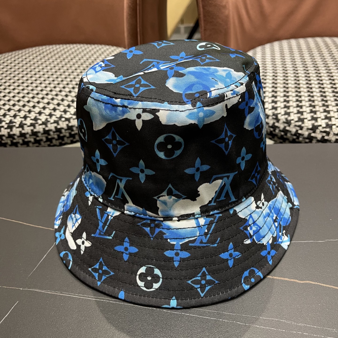 High quality and fashionable sunshade fisherman hat 2 pcs add : 18859952090 if you need size guide