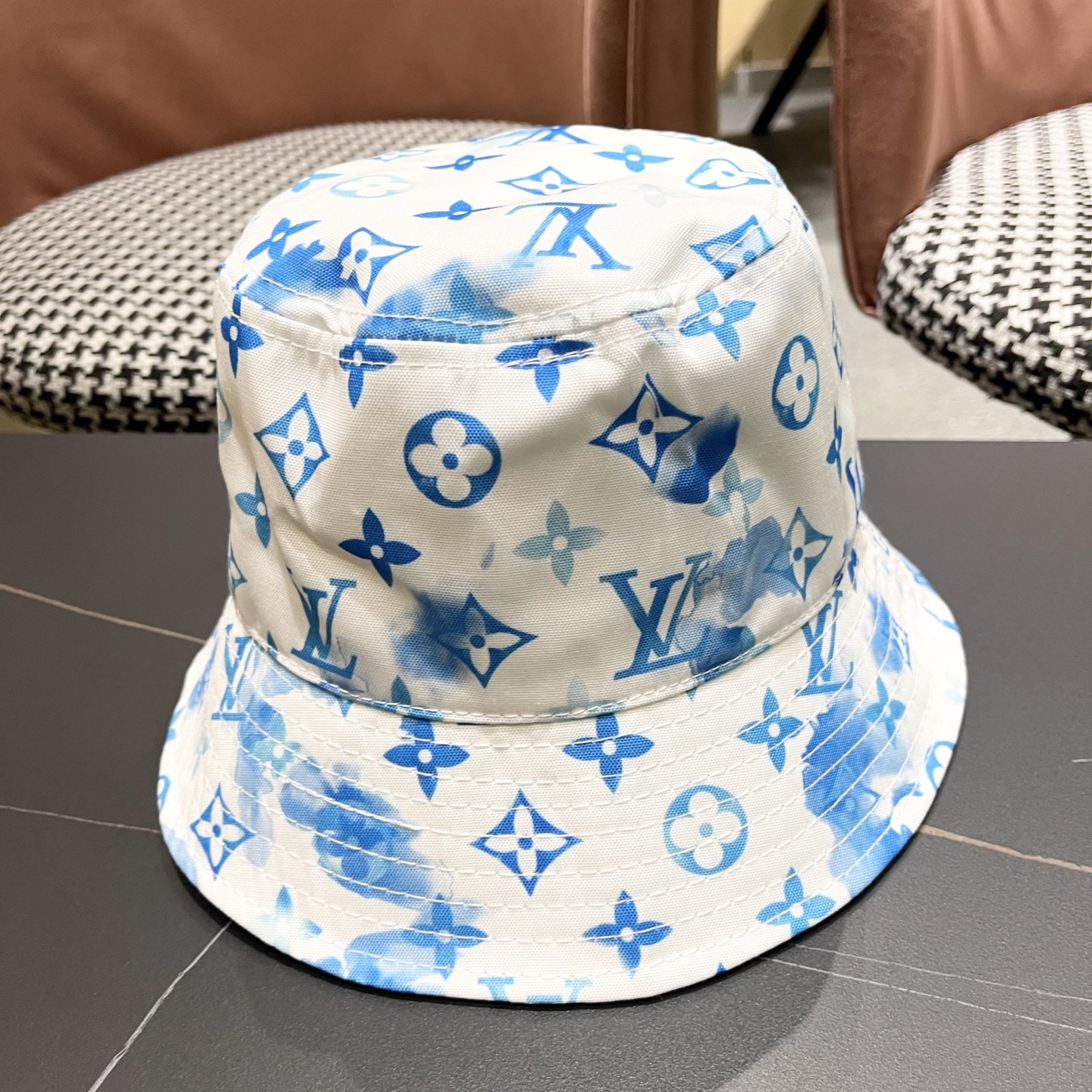High quality and fashionable sunshade fisherman hat 2 pcs add : 18859952090 if you need size guide