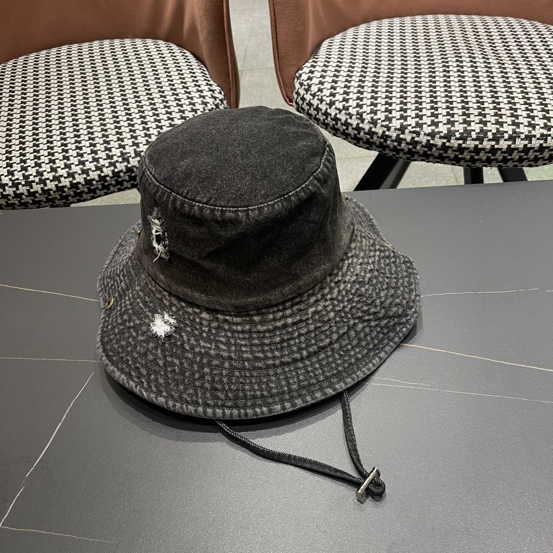 High quality and fashionable sunshade fisherman hat 2 pcs add : 18859952090 if you need size guide
