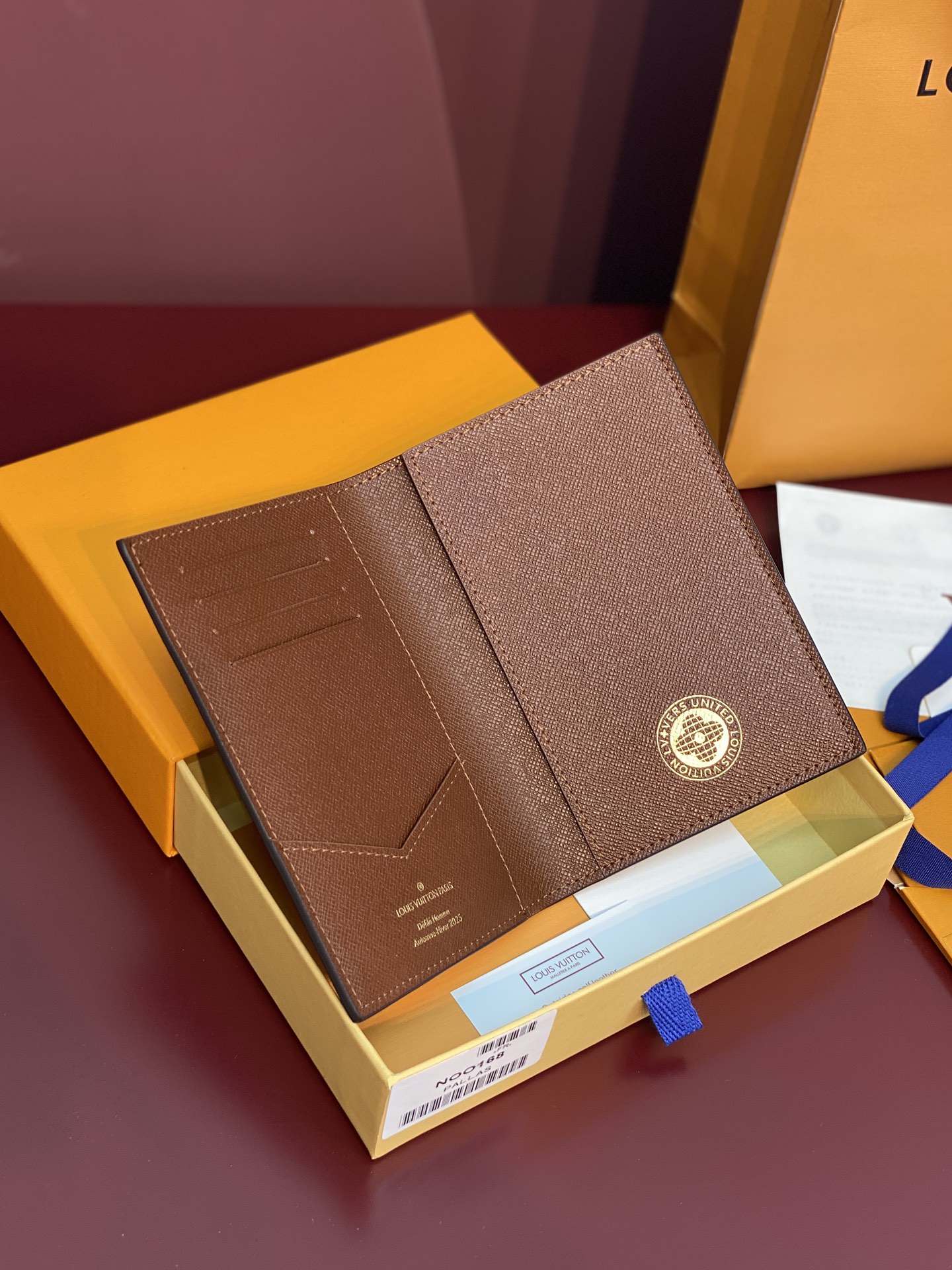 High quality new printed passport clip, short clip wallet, PLS add : 18030258501 if you need size guide