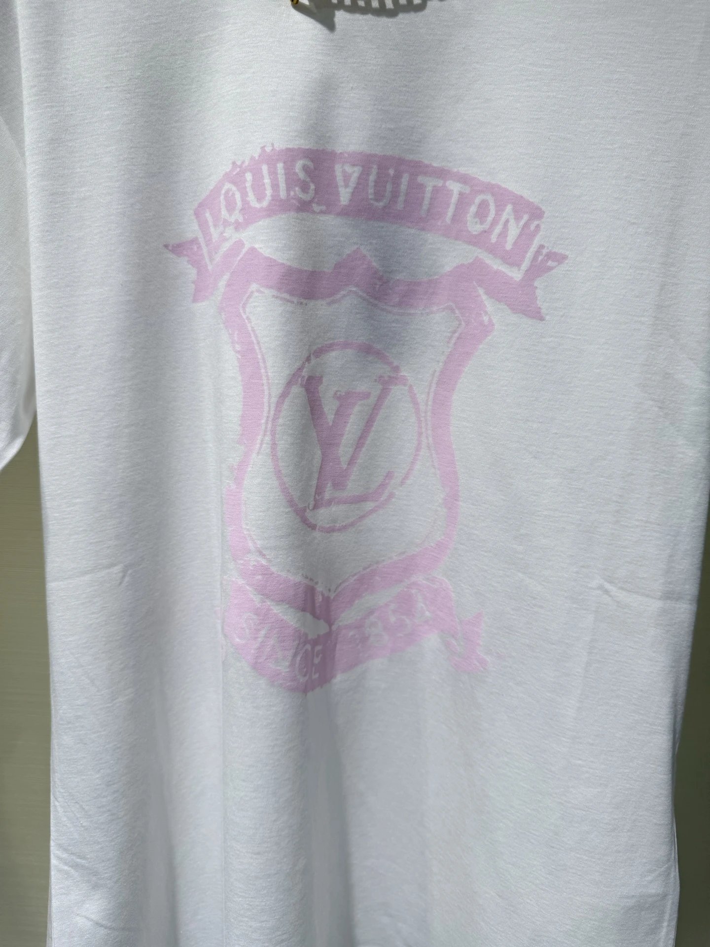 High quality women's chain printed short sleeves, please add : 18859952090 if you need size guidance