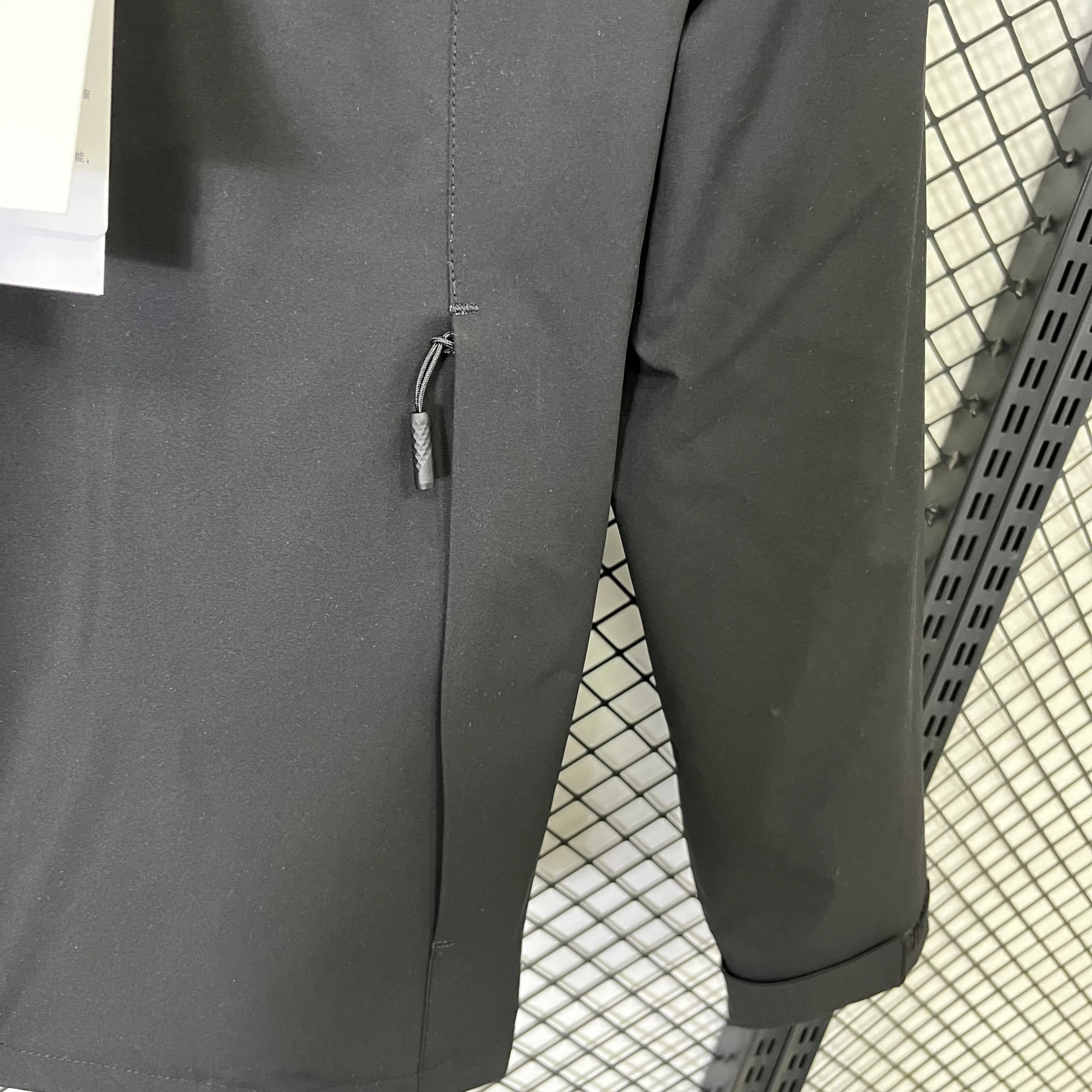 High quality, simple and fashionable heating cotton submachine jacket, please add : 18030258501 if you need size gu