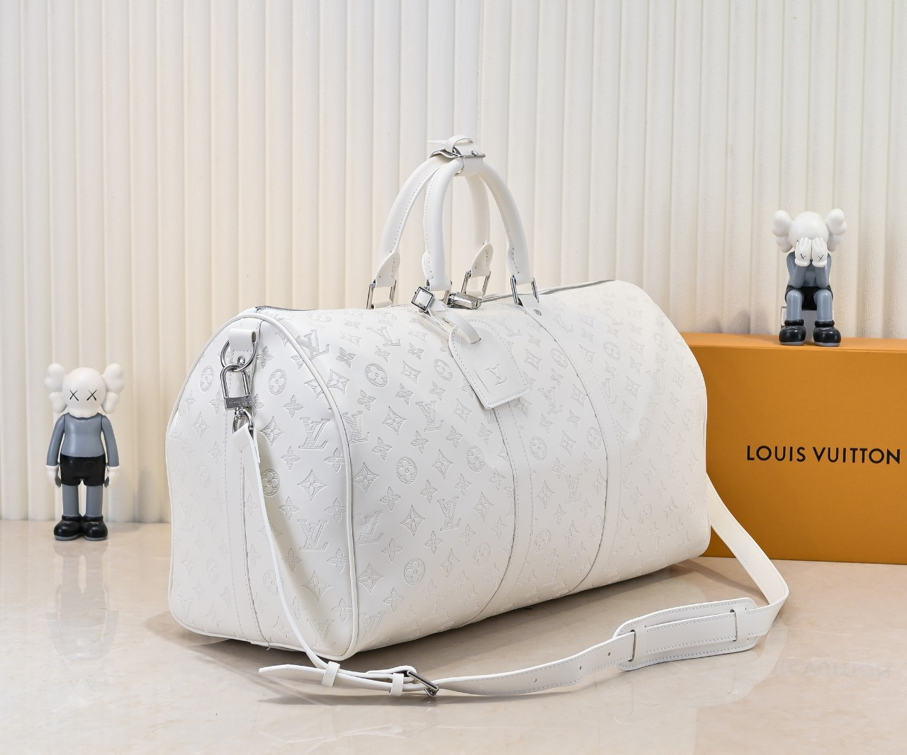 High quality printed large capacity travel bag PLS add : if you need size guide