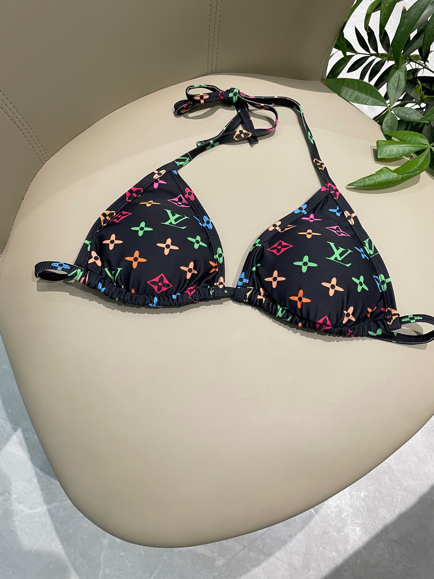 High quality bikini set 6pcs add : 18859952090 if you need size guide