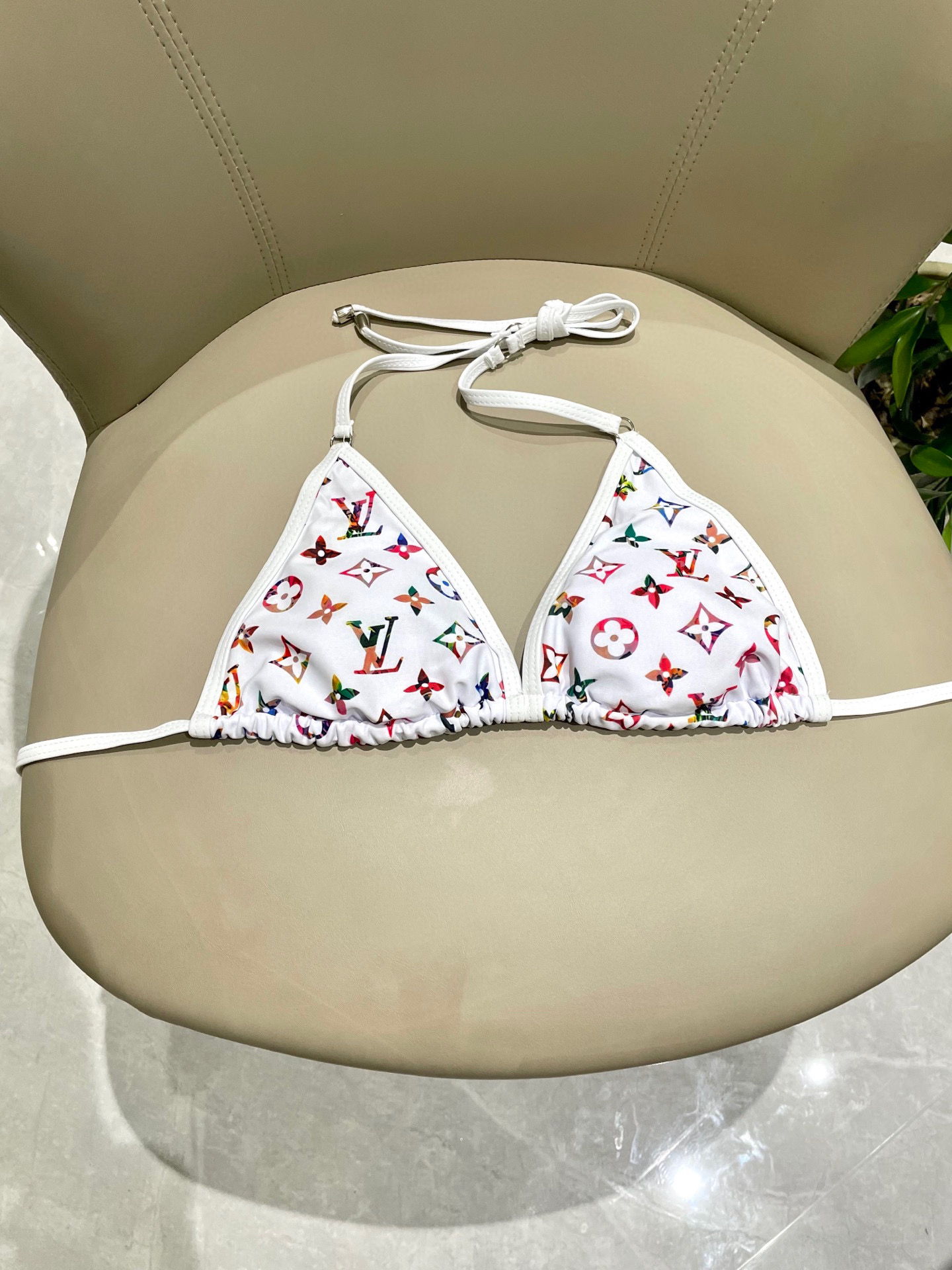 High quality bikini set 6pcs add : 18859952090 if you need size guide