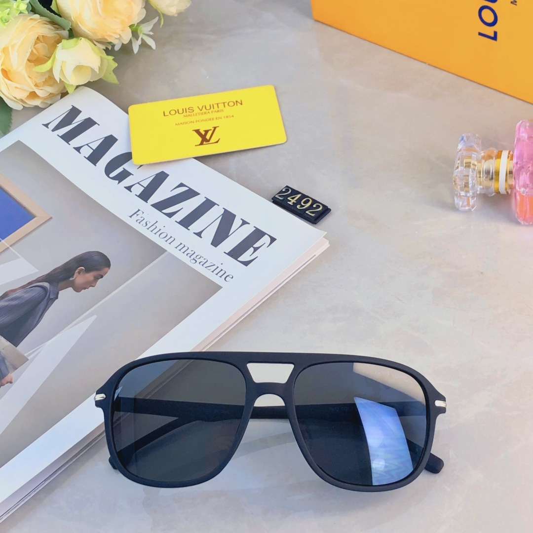 High quality temperament sunscreen sunglasses 4pcs add : 18030258501 if you need size guide