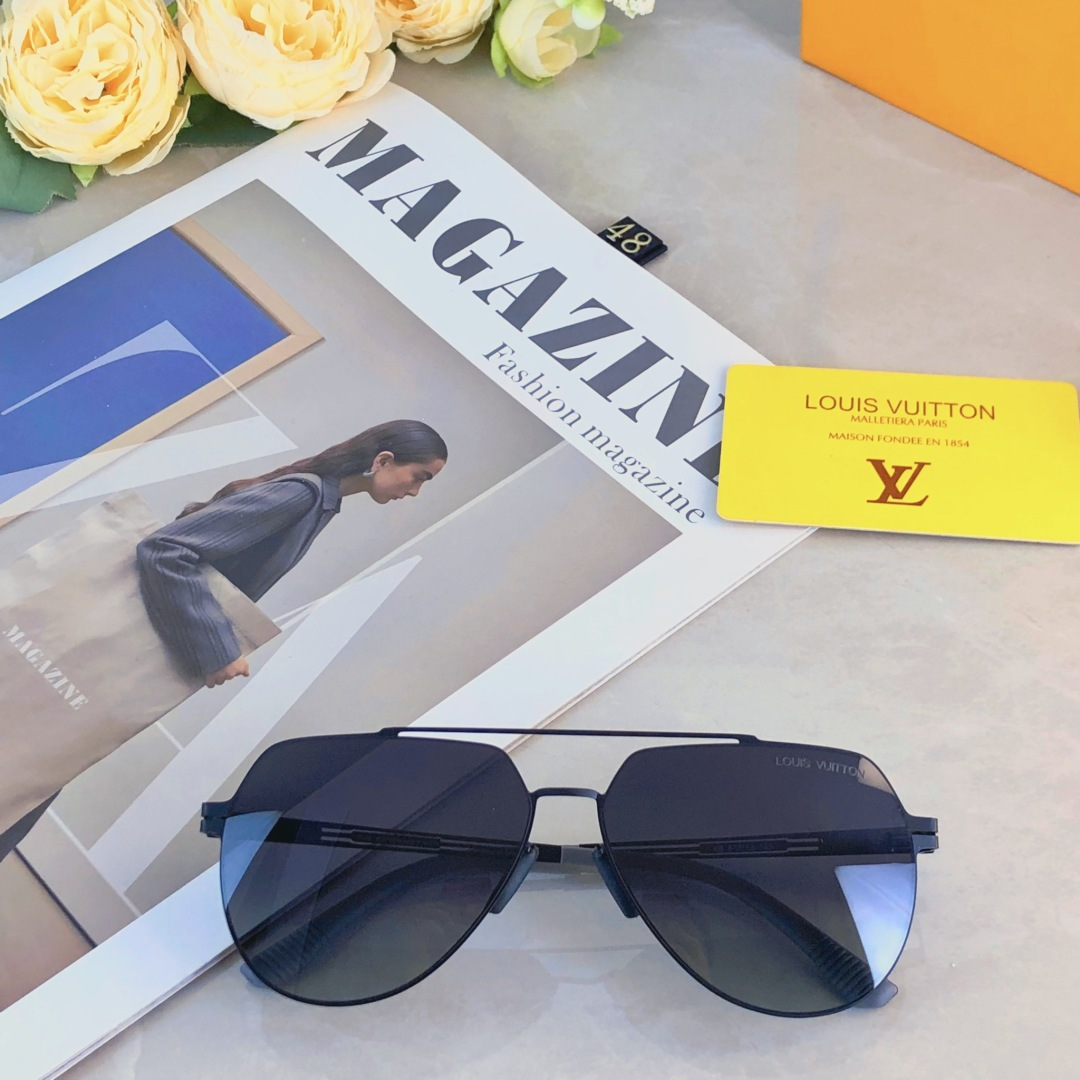 High quality temperament sunscreen sunglasses 4pcs add : 18030258501 if you need size guide