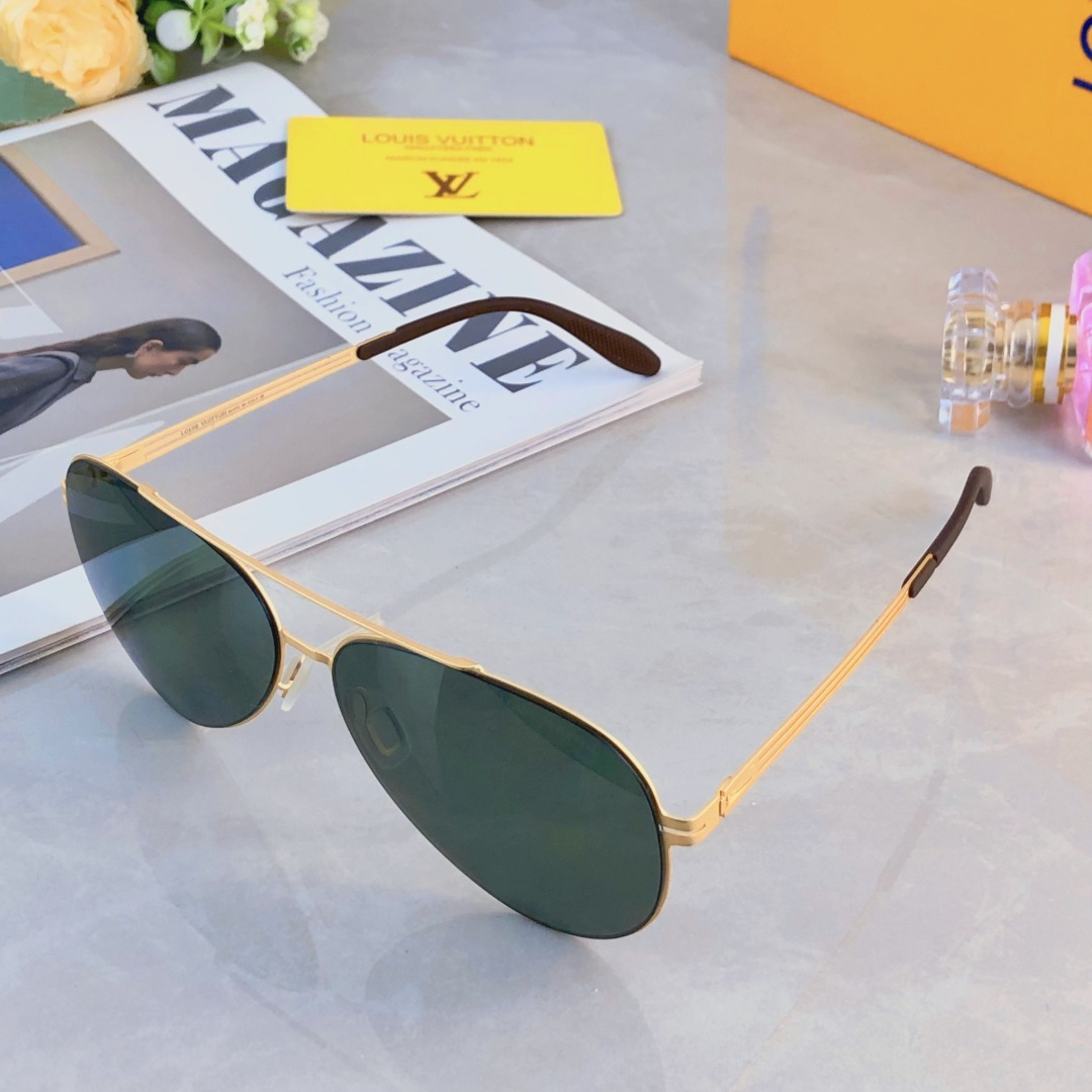 High quality temperament sunscreen sunglasses 4pcs add : 18030258501 if you need size guide