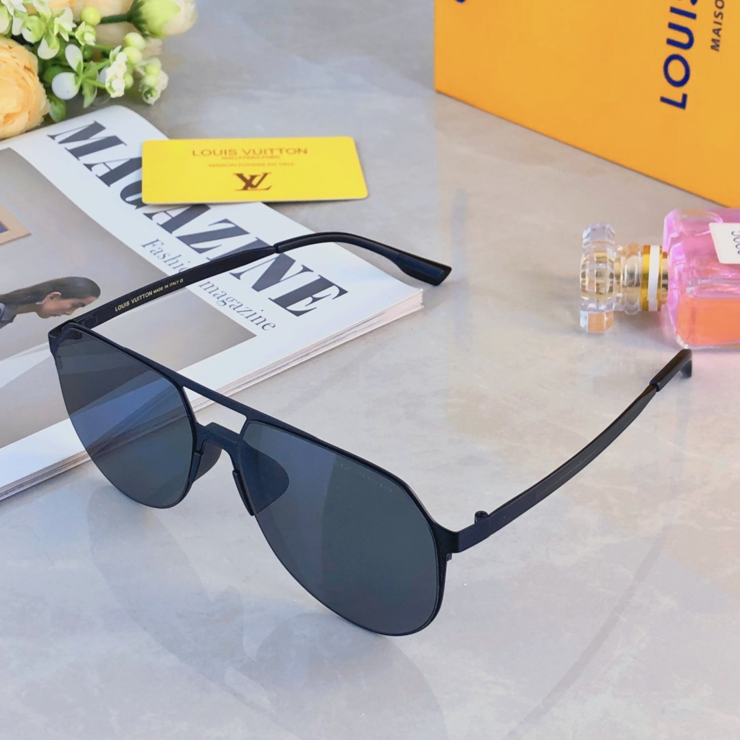 High quality temperament sunscreen sunglasses 4pcs add : 18030258501 if you need size guide