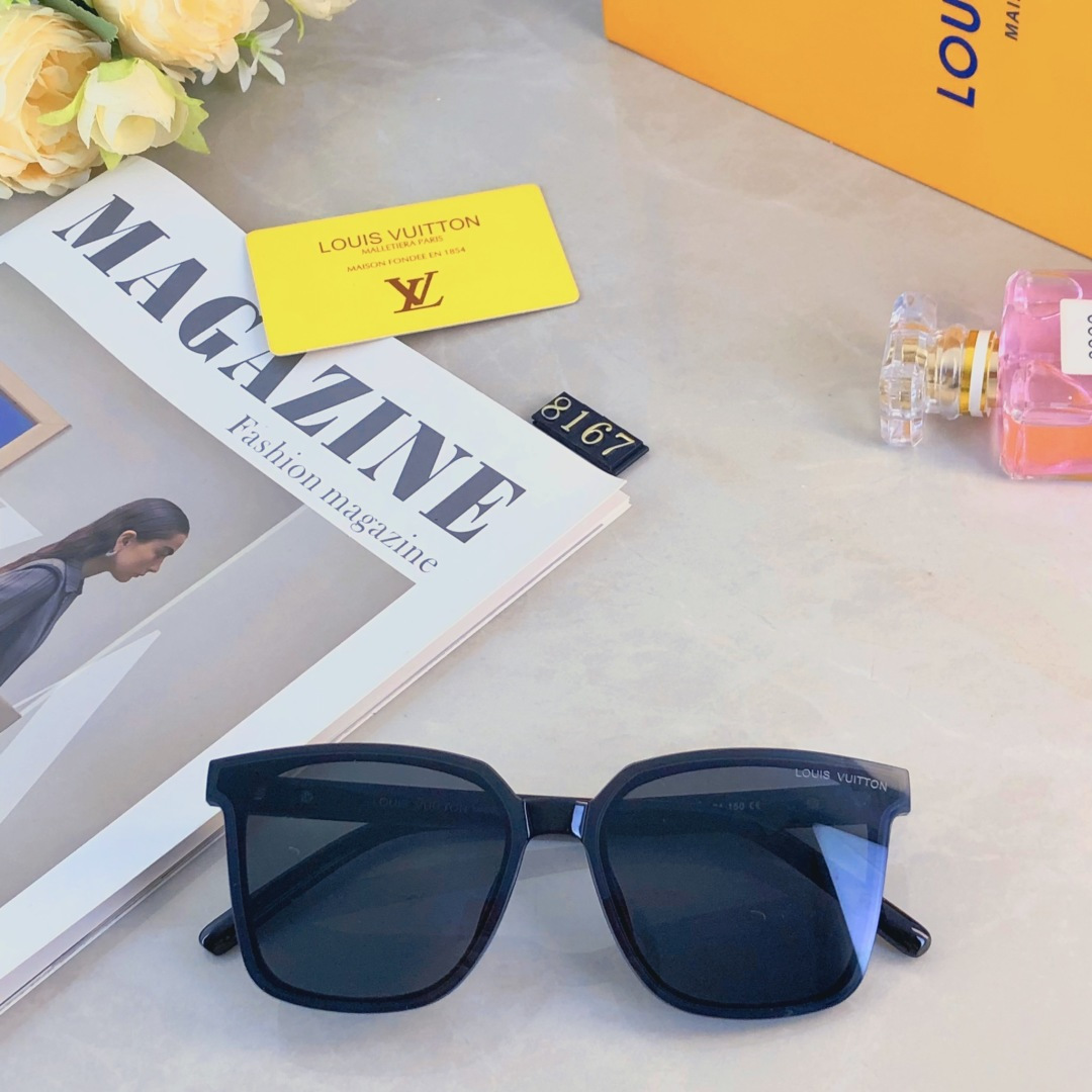 High quality temperament sunscreen sunglasses 1 pls add : 18030258501 if you need size guide