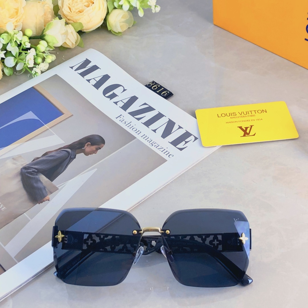 High quality temperament sunscreen sunglasses 1 pls add : 18030258501 if you need size guide