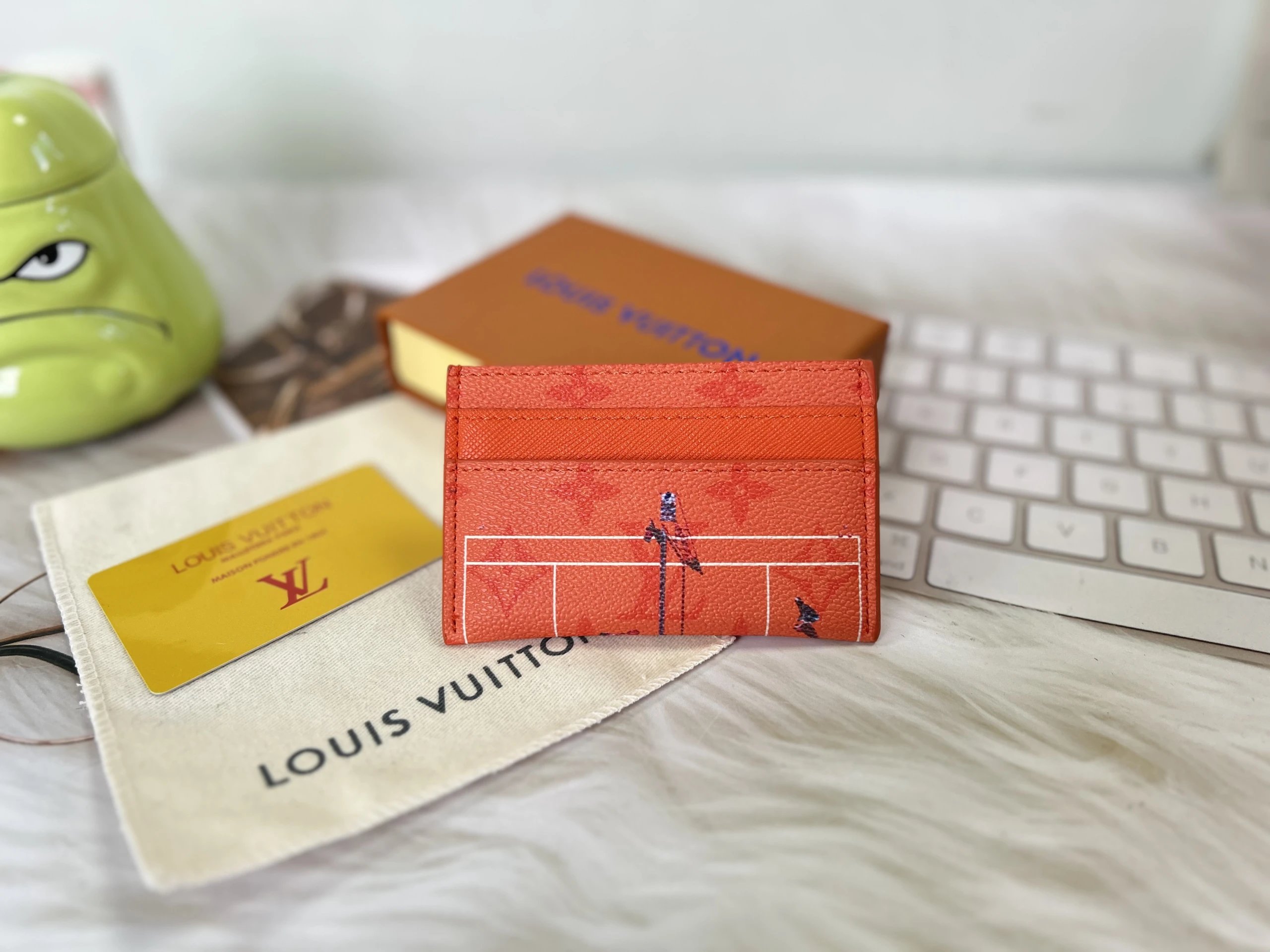 High quality new printed card bag pls add : 18859952090 if you need size guide