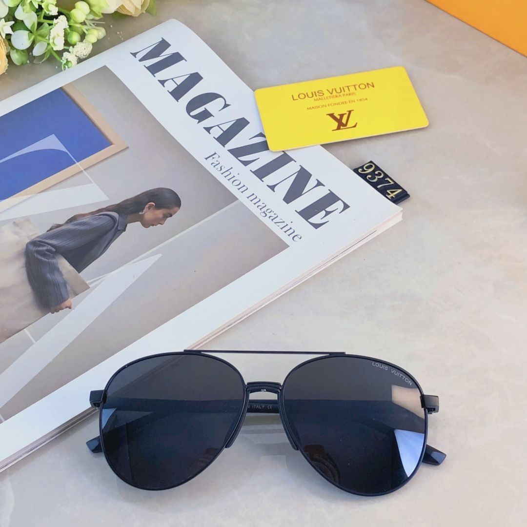High quality temperament sunscreen sunglasses 2 pcs add : 18030258501 if you need size guide