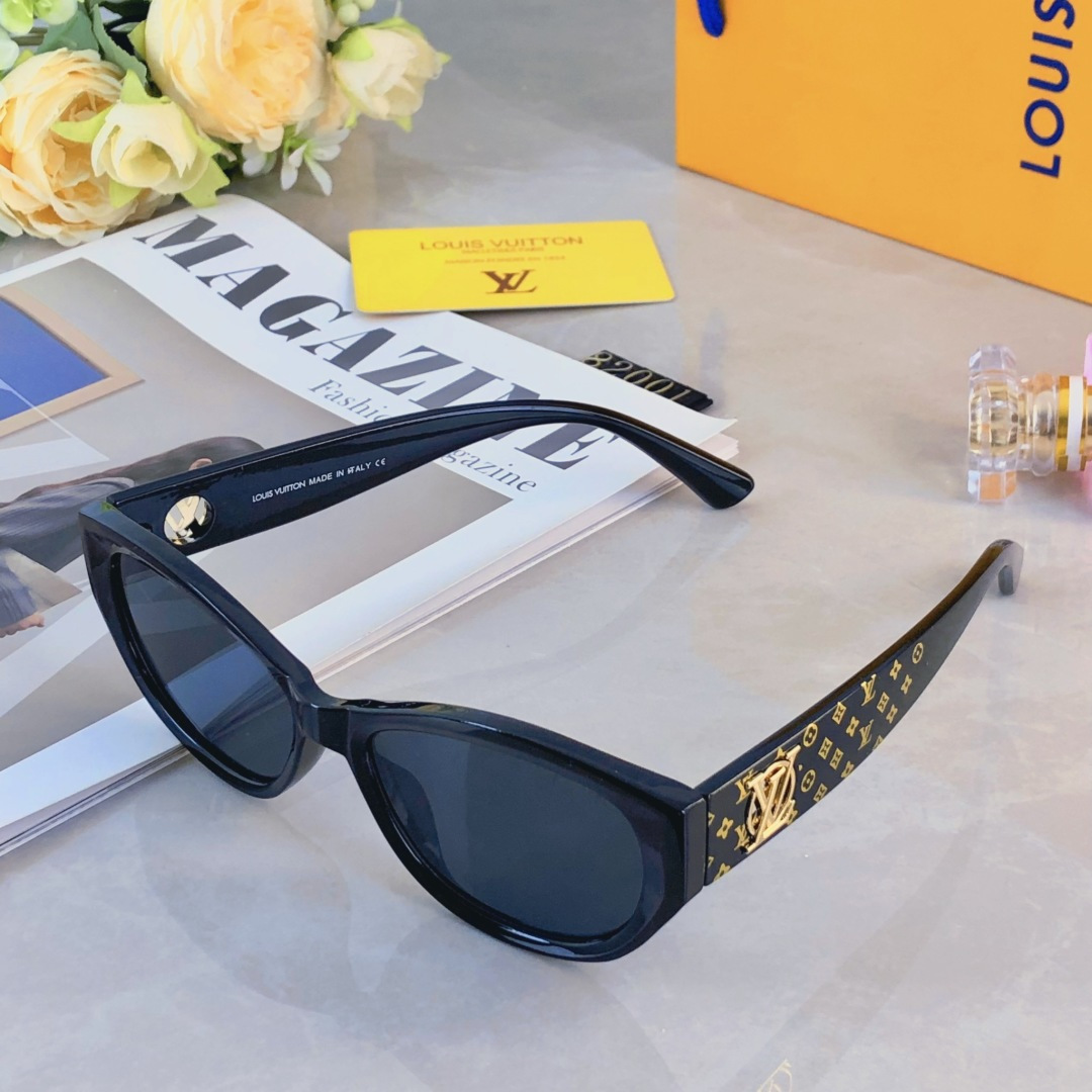 High quality temperament sunscreen sunglasses 2 pcs add : 18030258501 if you need size guide