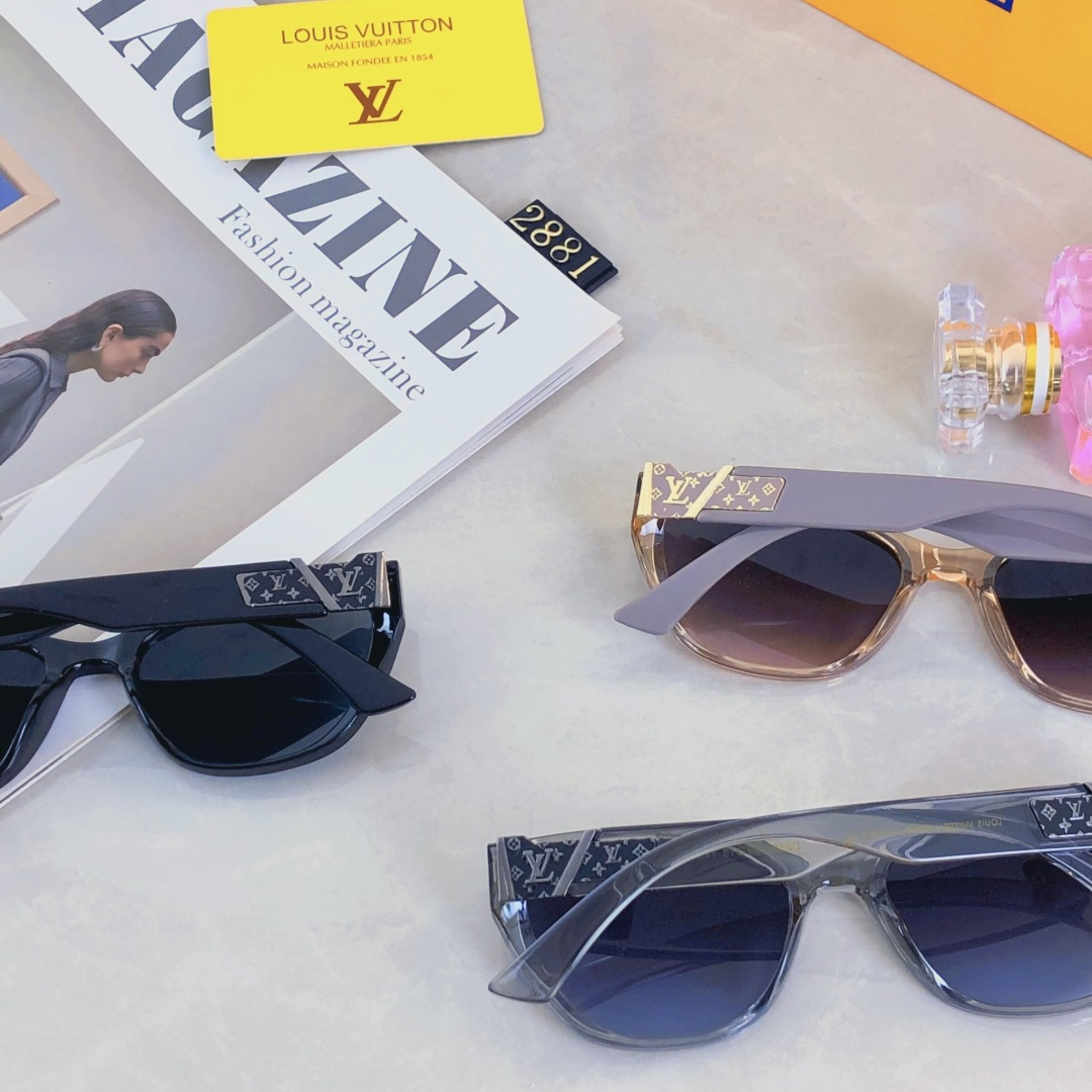 High quality temperament sunscreen sunglasses 2 pcs add : 18030258501 if you need size guide