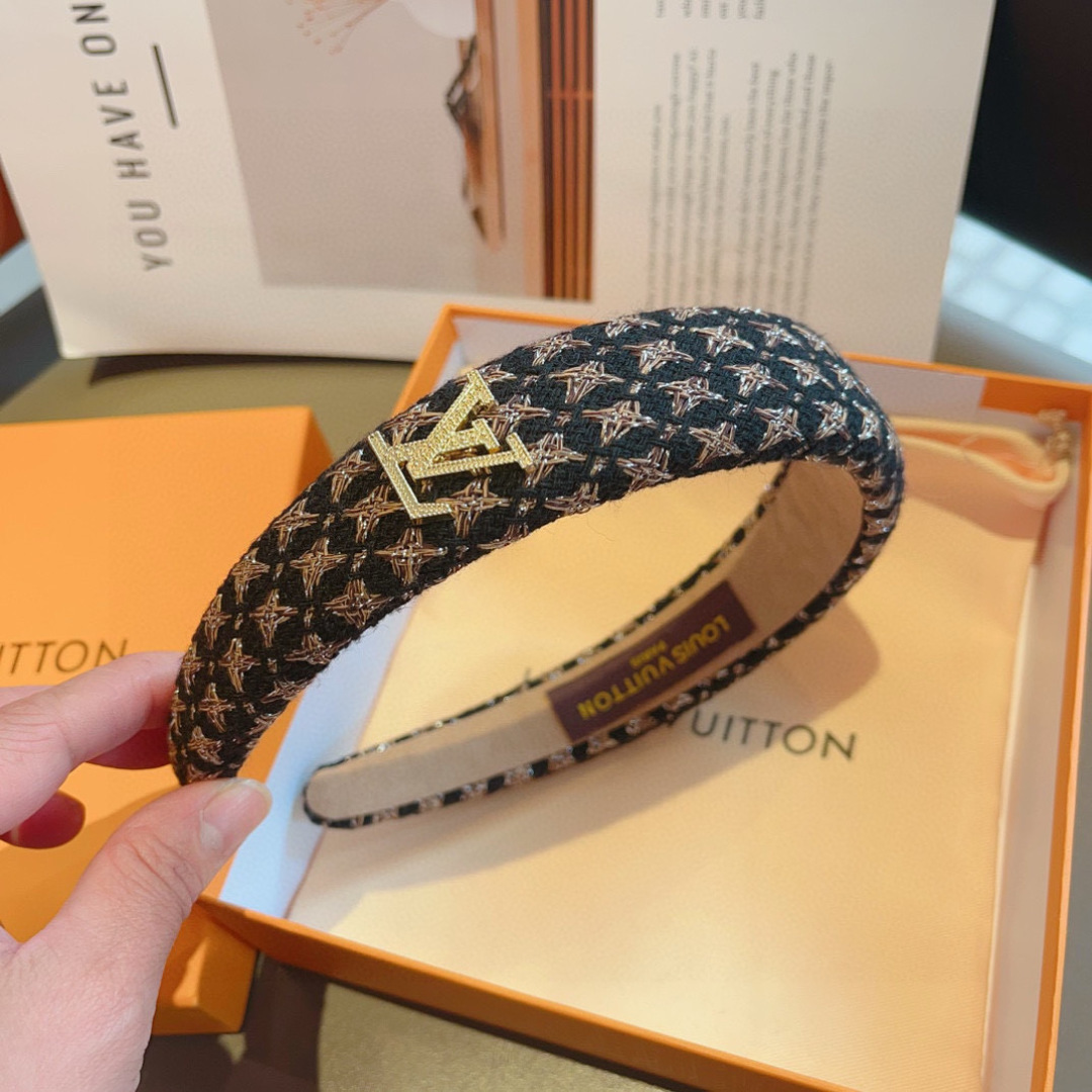 High quality fashionable and versatile headband, please add : 18859952090 if you need size guide