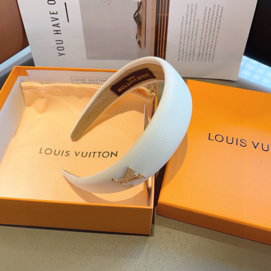 High quality fashionable and versatile headband, please add : 18859952090 if you need size guide