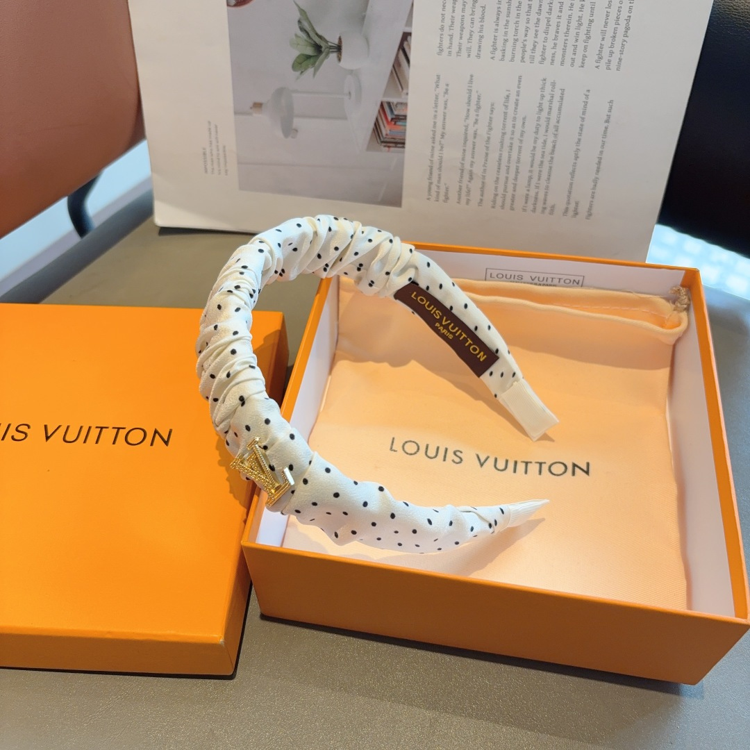 High quality fashionable and versatile headband, please add : 18859952090 if you need size guide