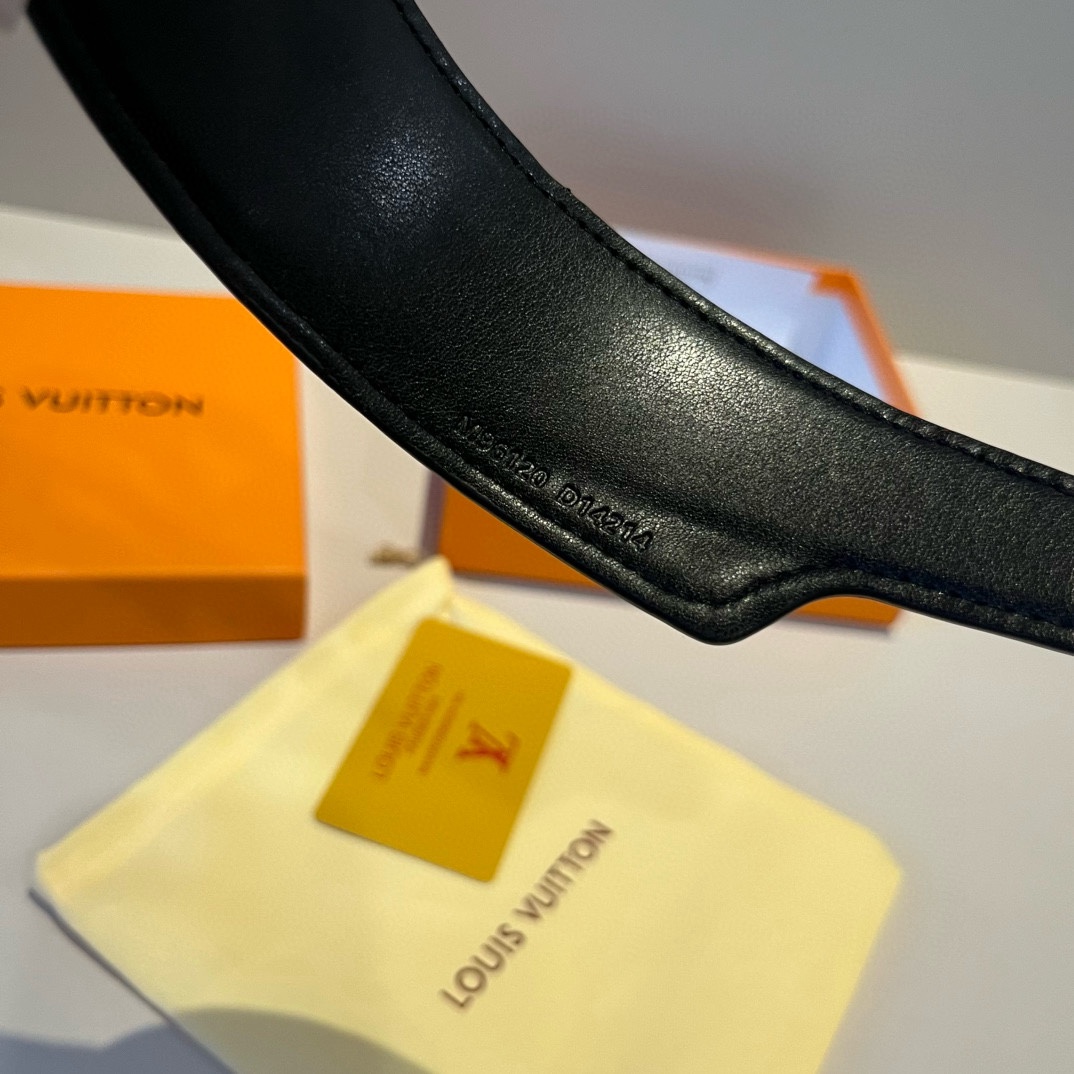 High quality fashionable and versatile headband, please add : 18859952090 if you need size guide